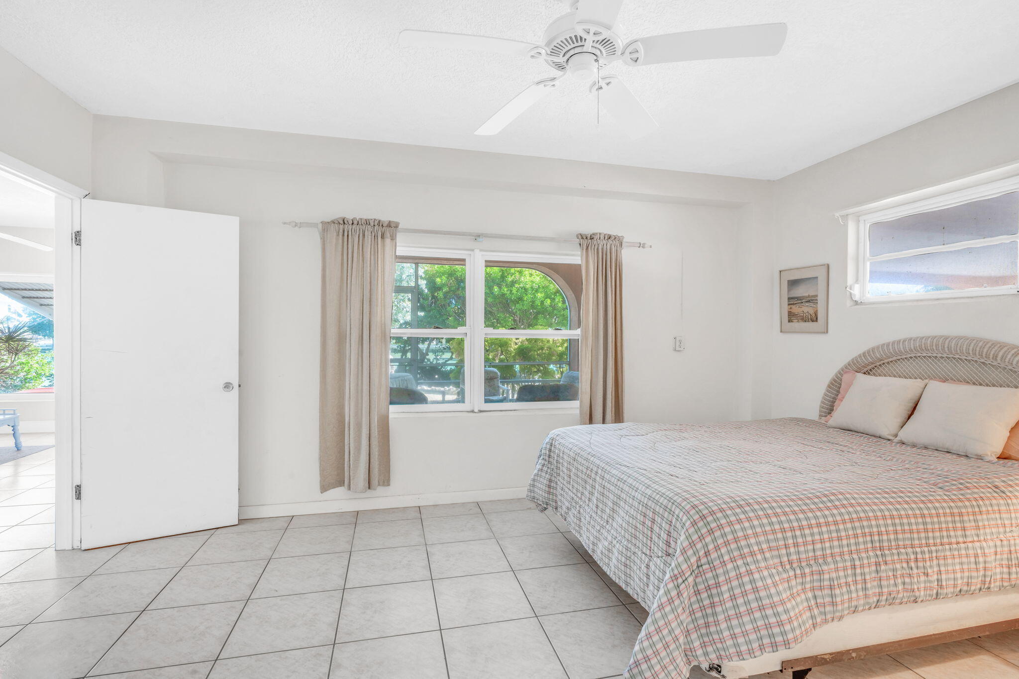 117 Avenue E Property Photo 41