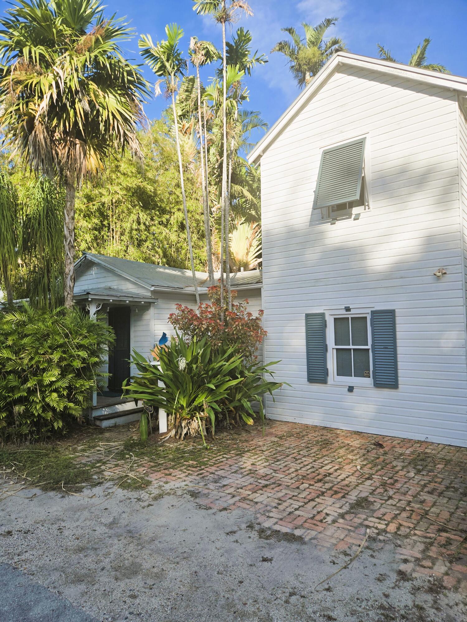 710 William Street Property Photo 1