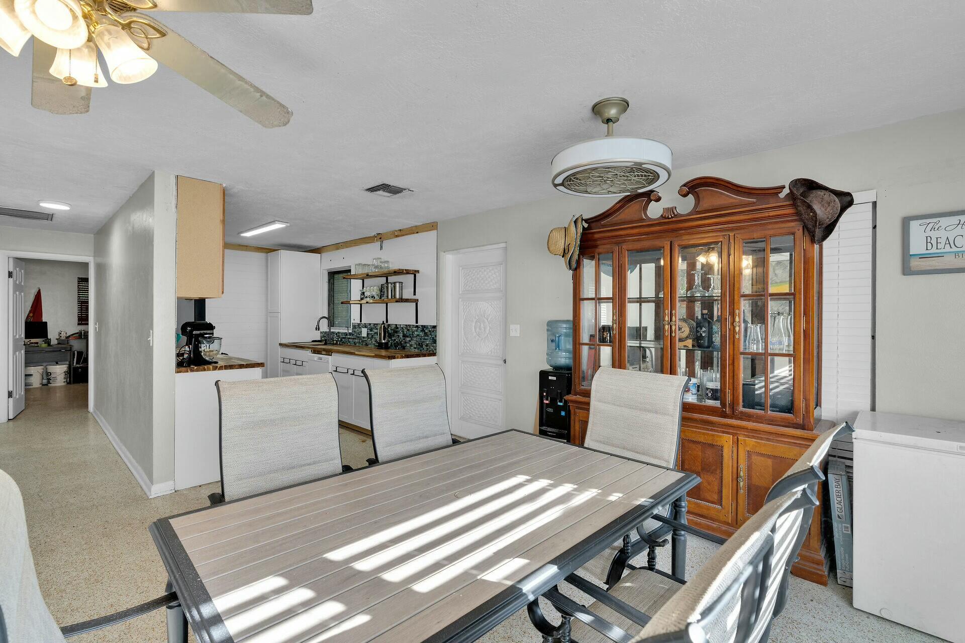 2816 Central Avenue Property Photo 6