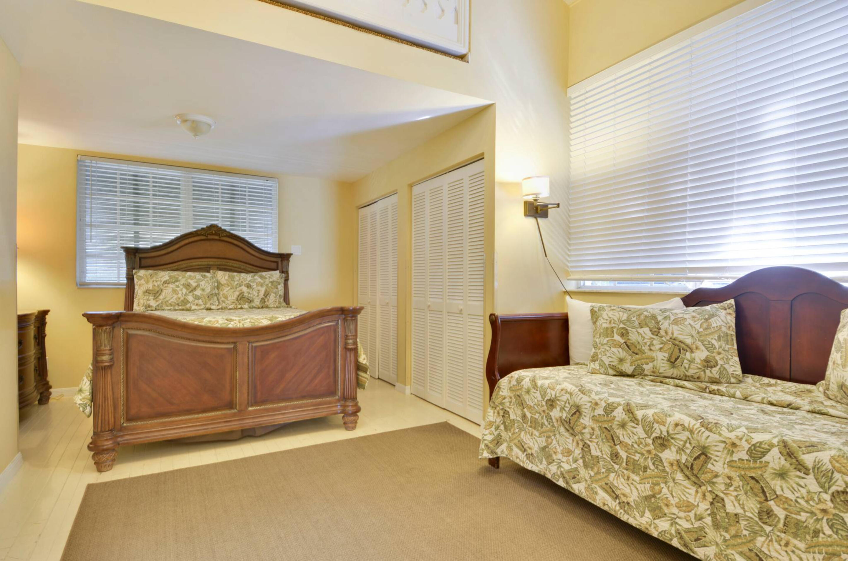 515 Amelia Street Property Photo 17