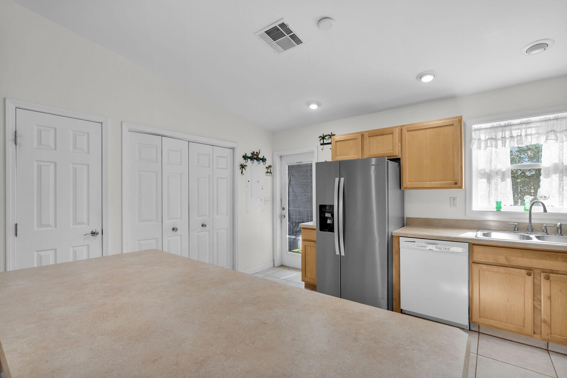 30246 Watson Boulevard Property Photo 6