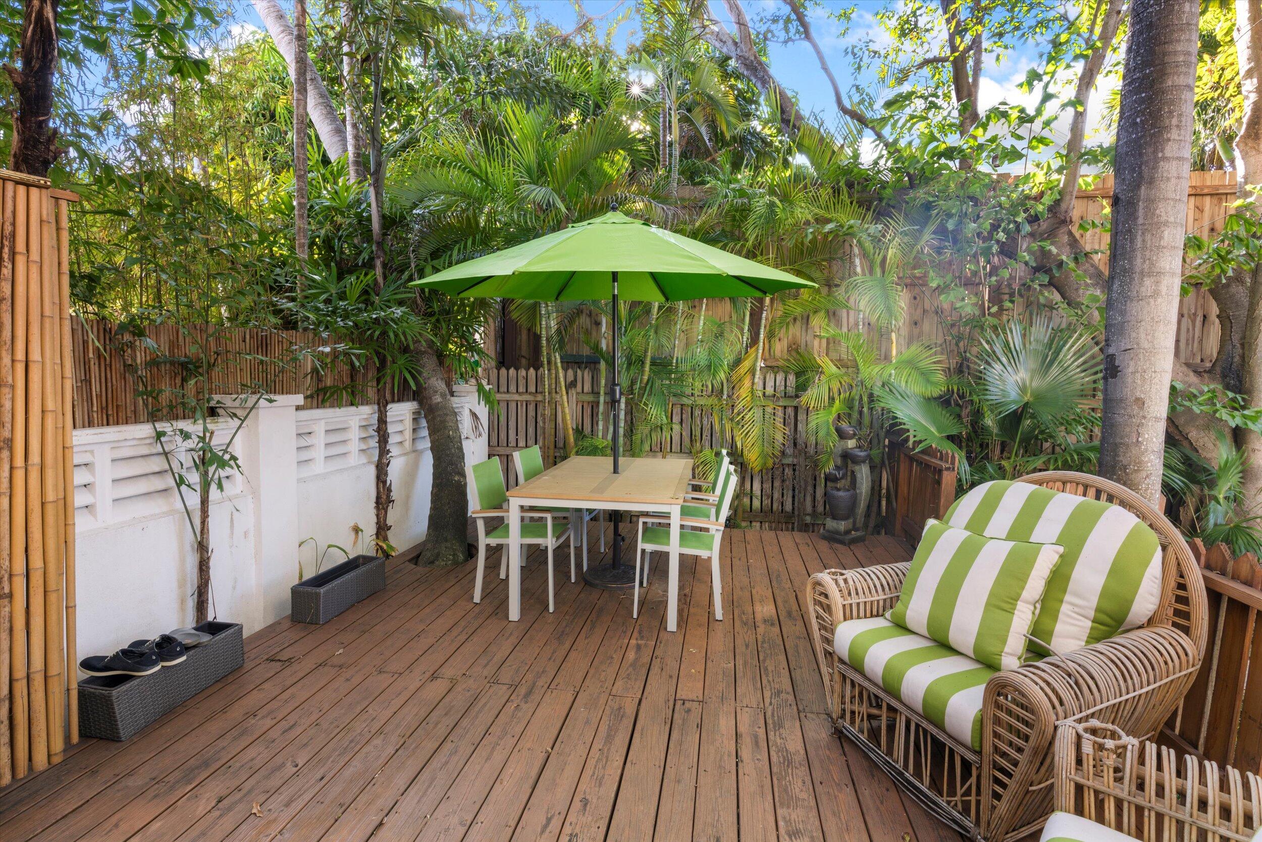 526 William Street, 1 Property Photo 31