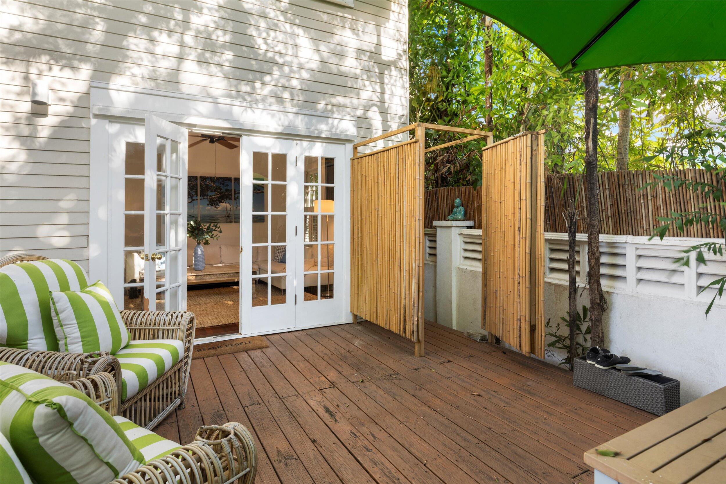 526 William Street, 1 Property Photo 35