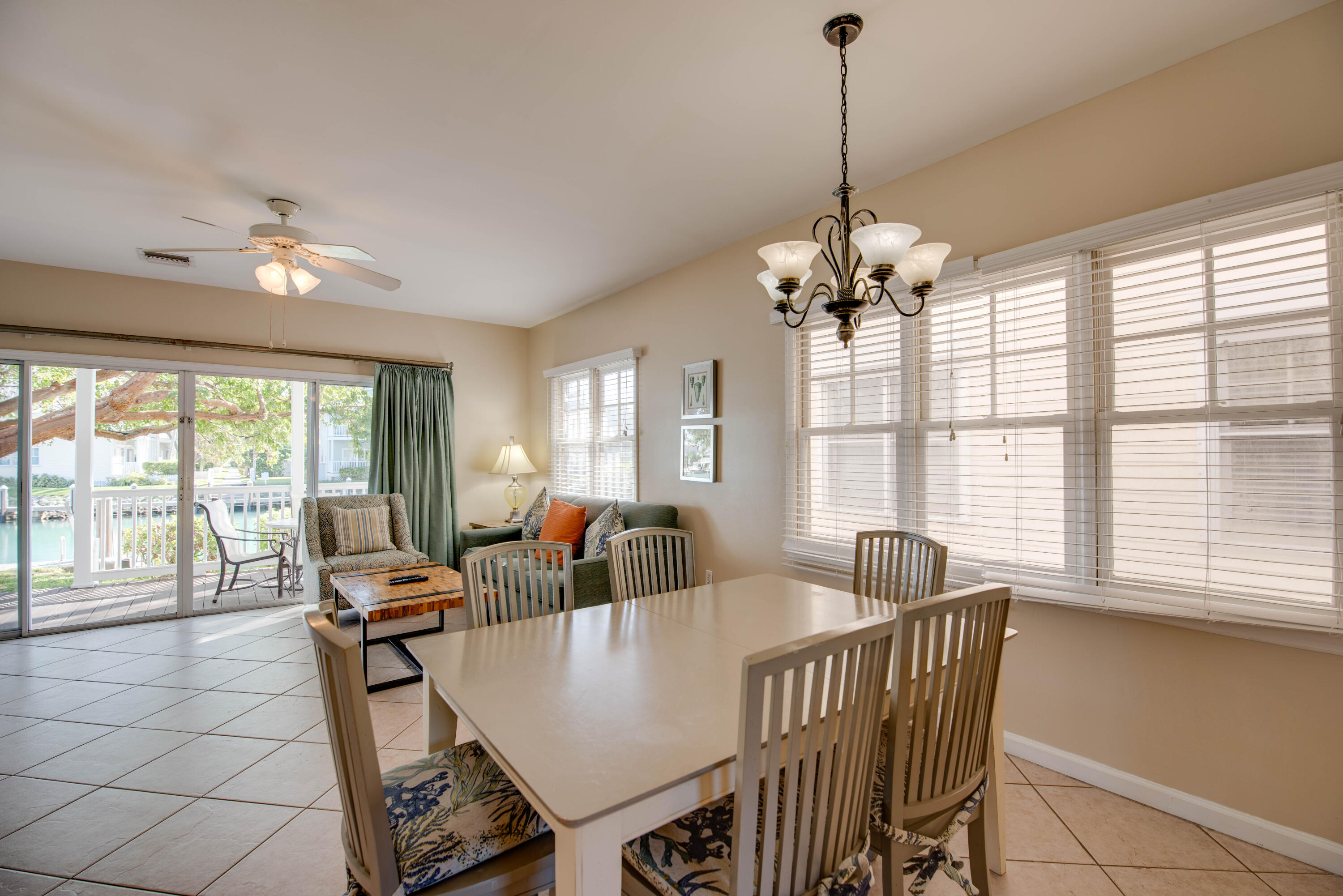 7073 Hawks Cay Boulevard Property Photo 13