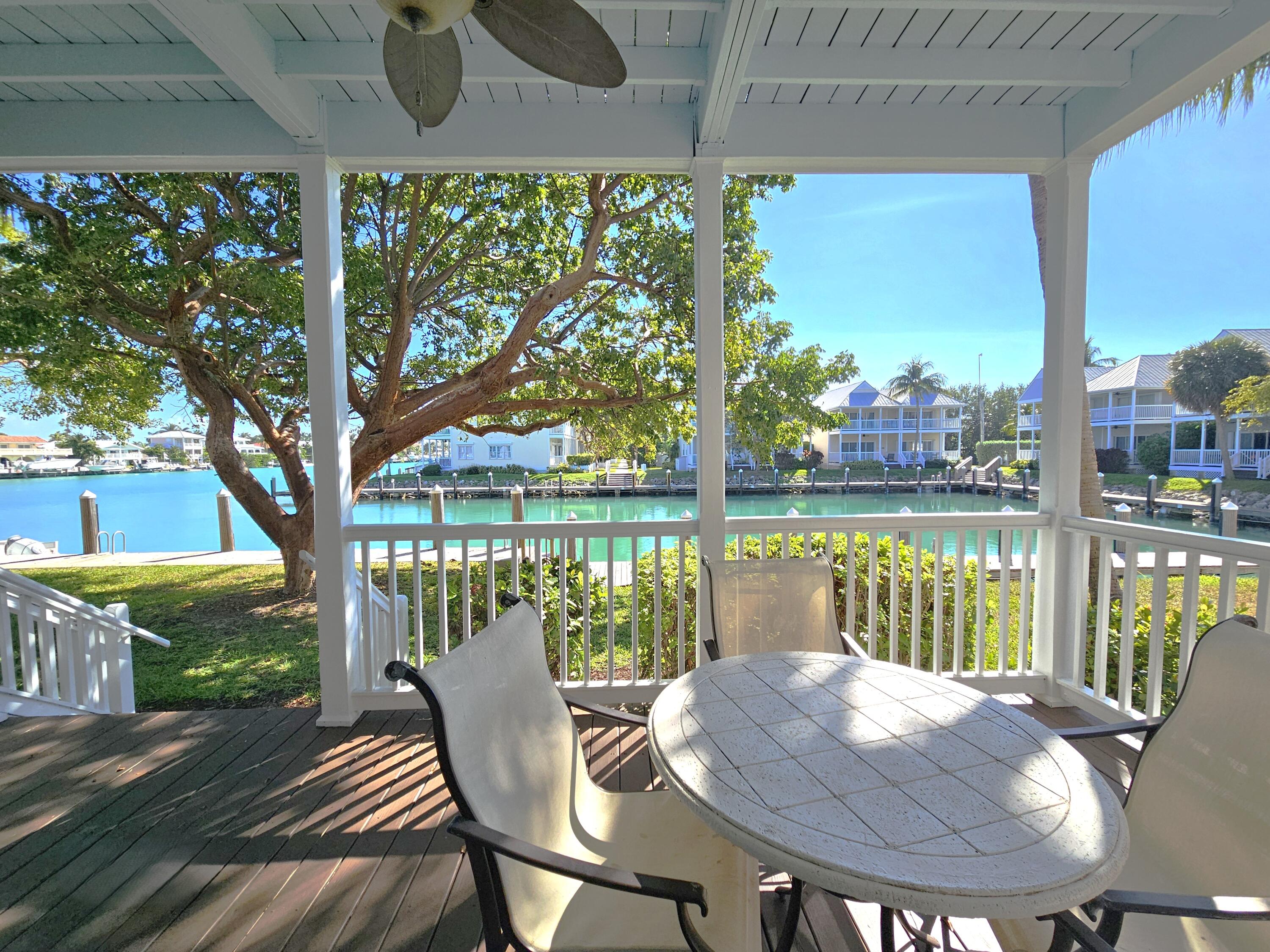 7073 Hawks Cay Boulevard Property Photo 16