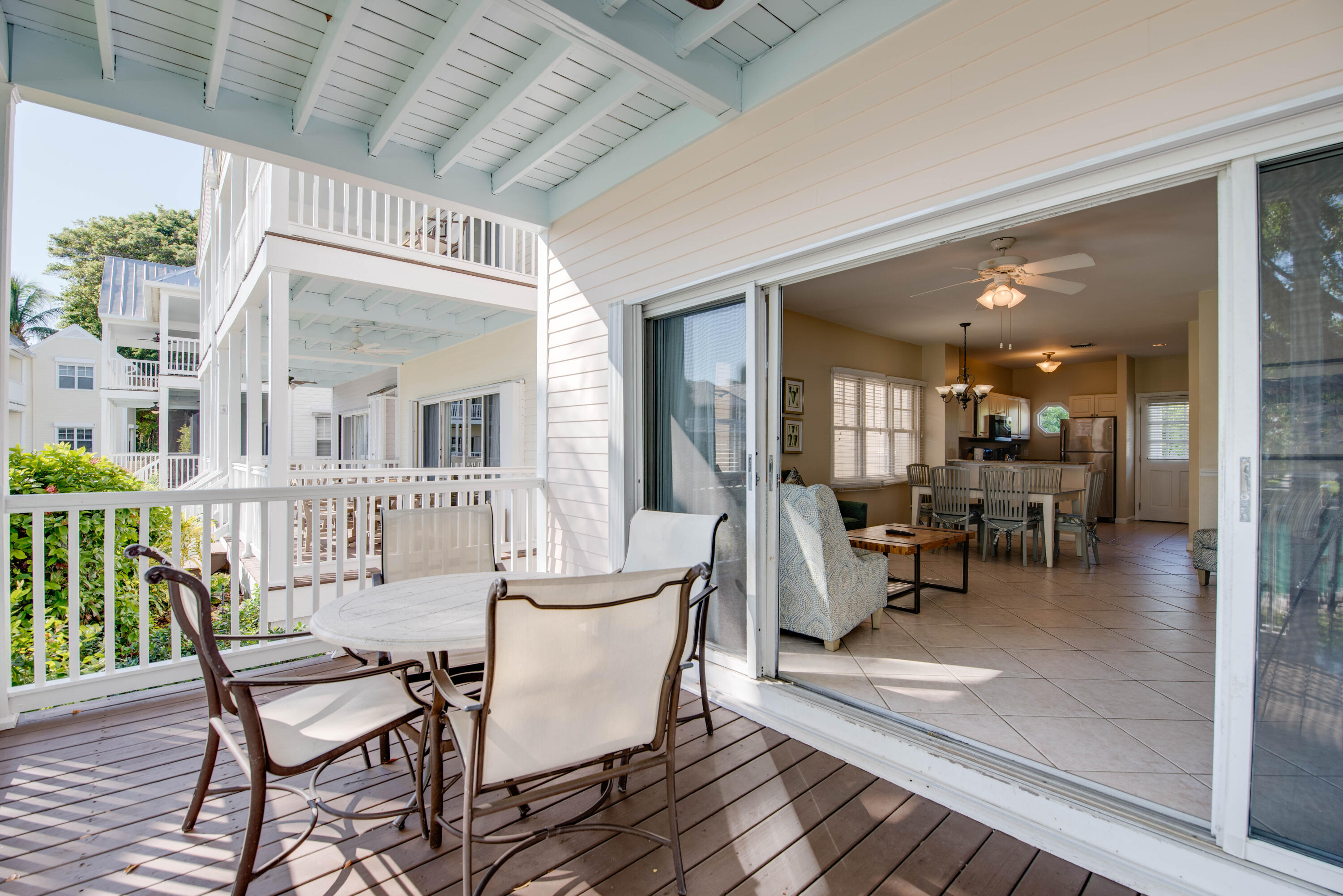 7073 Hawks Cay Boulevard Property Photo 17