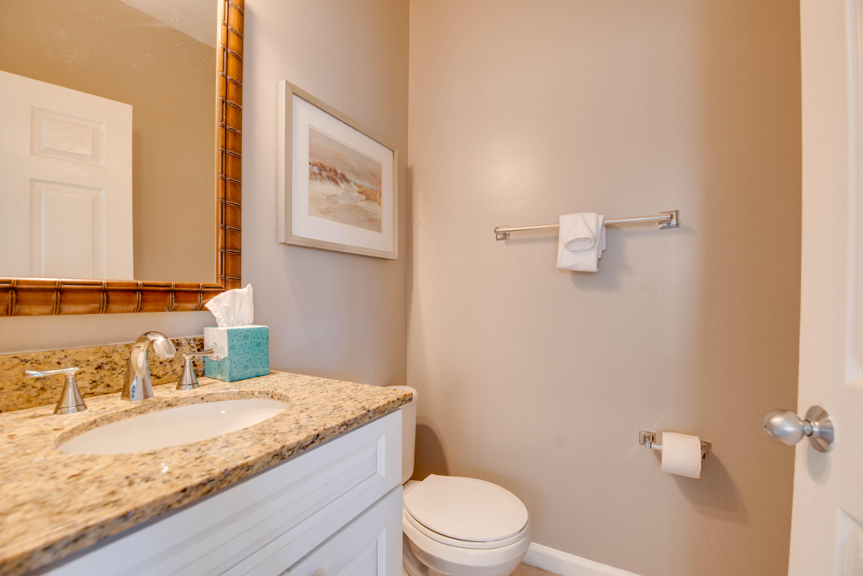 7073 Hawks Cay Boulevard Property Photo 23