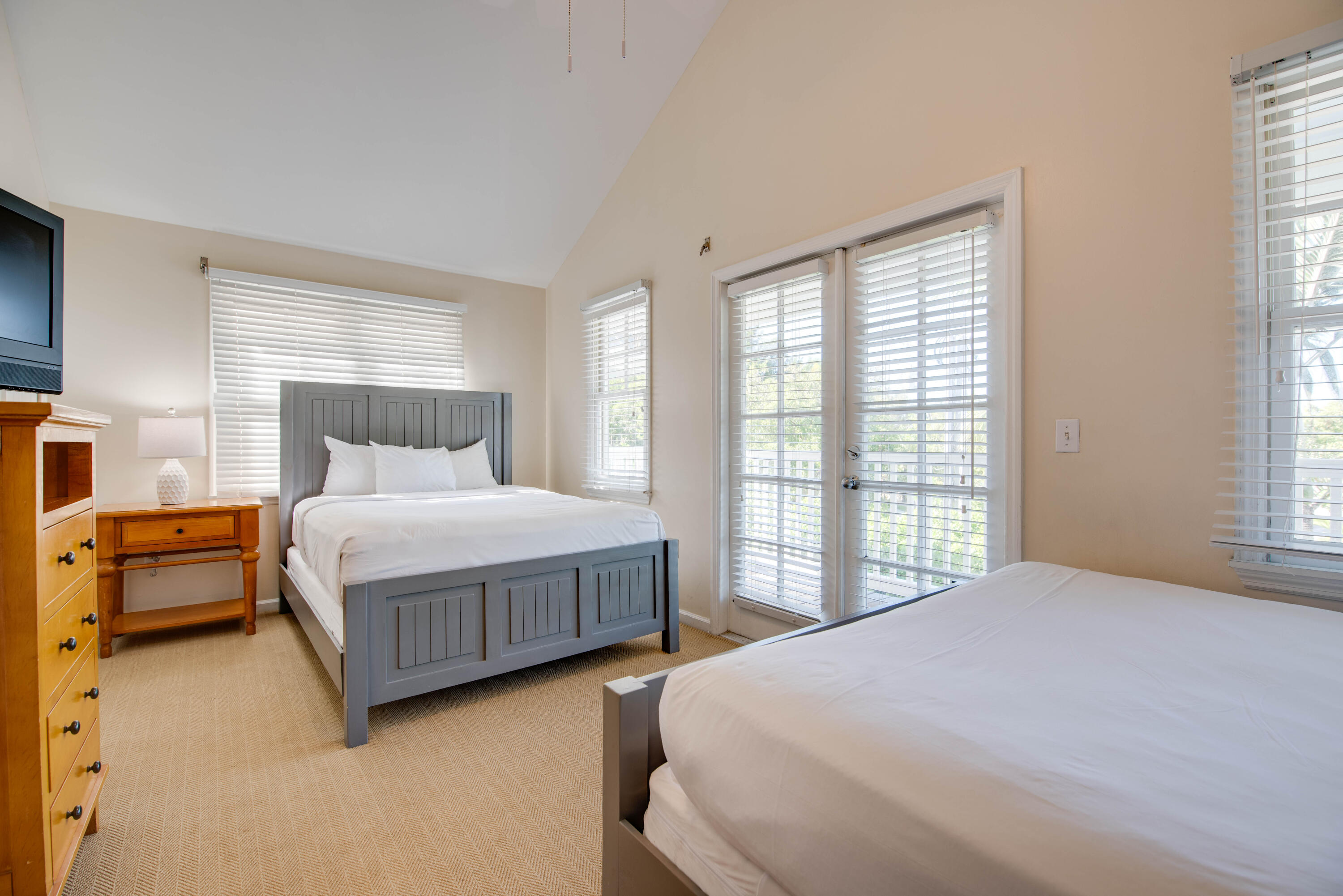 7073 Hawks Cay Boulevard Property Photo 26