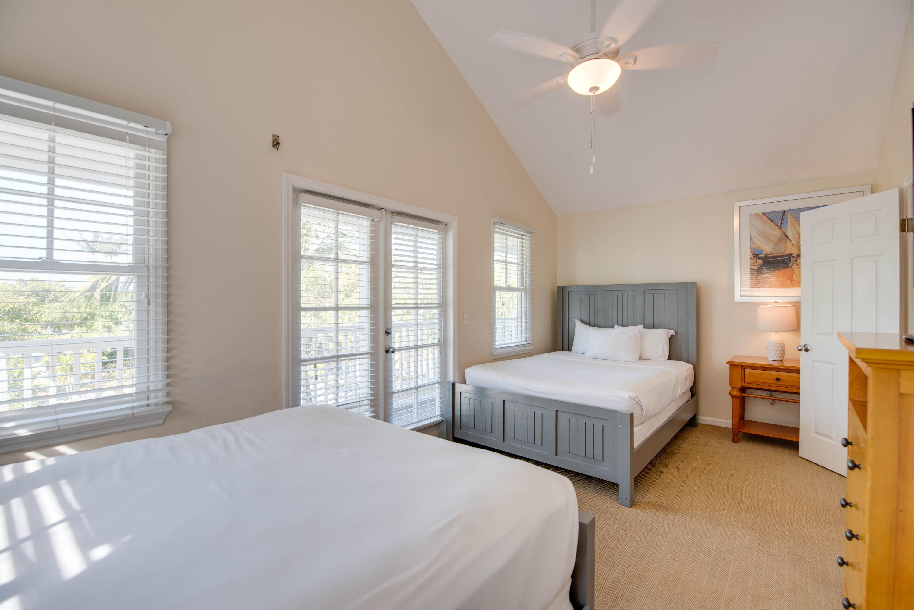 7073 Hawks Cay Boulevard Property Photo 27