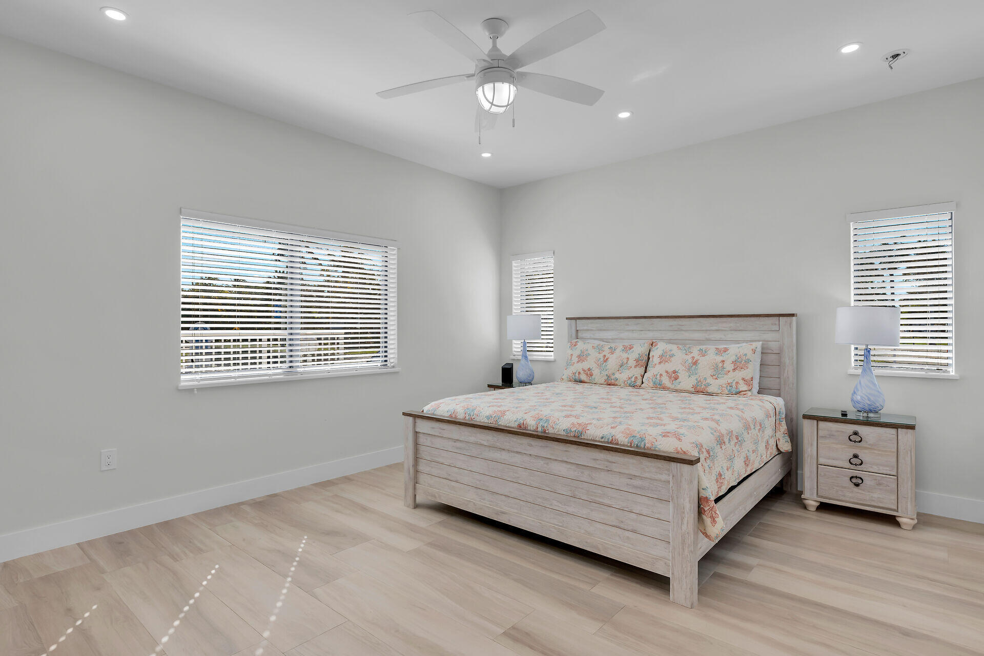 230 Sadowski Causeway Property Photo 14
