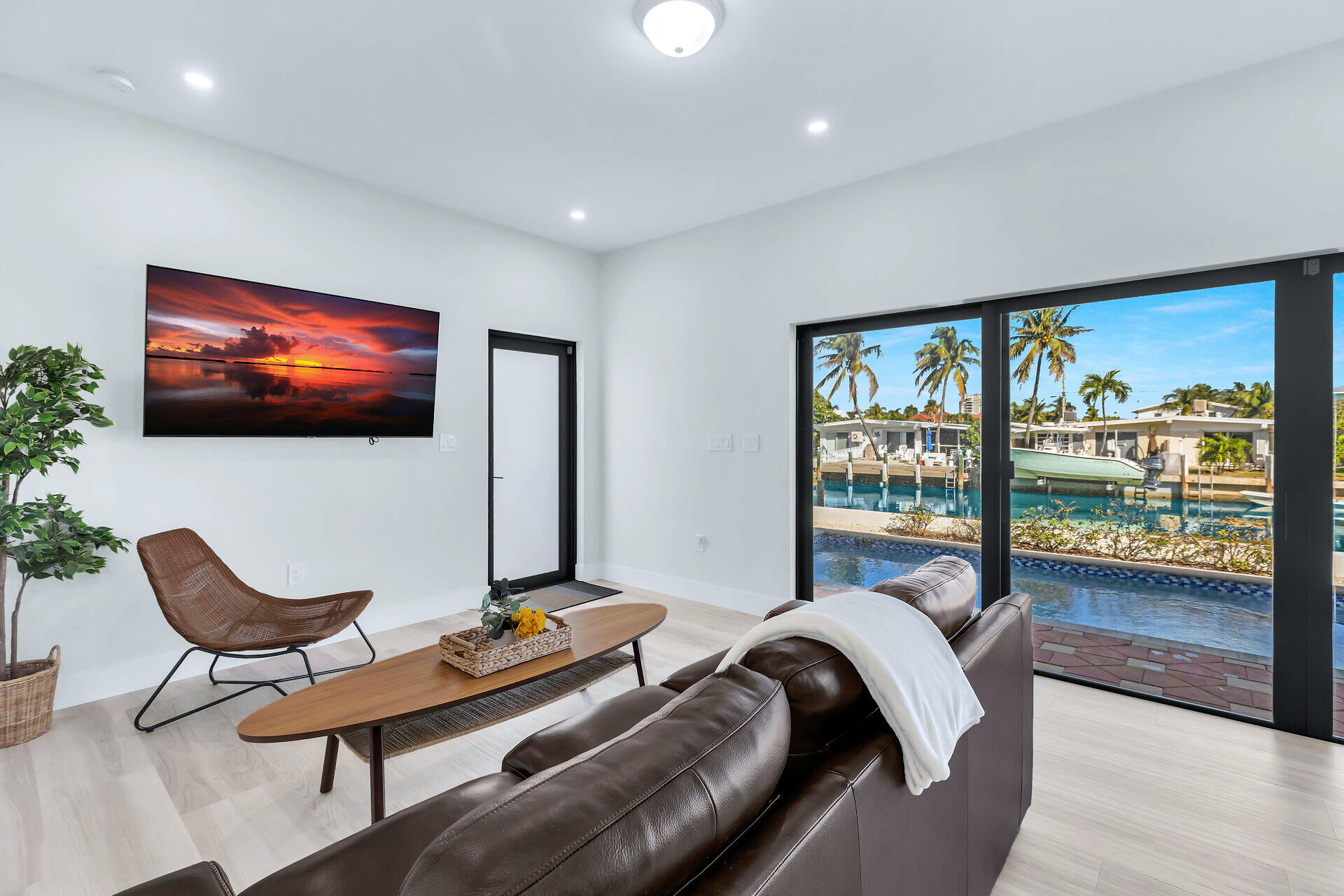 232 Sadowski Causeway Property Photo 6