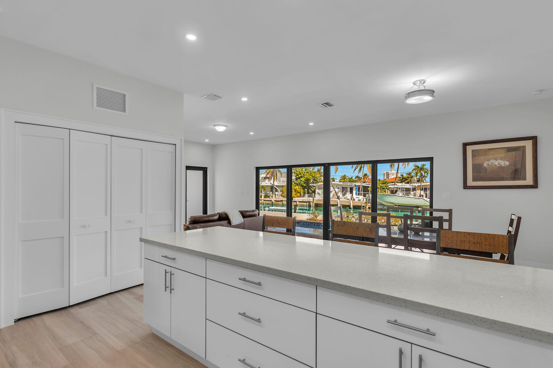 232 Sadowski Causeway Property Photo 11