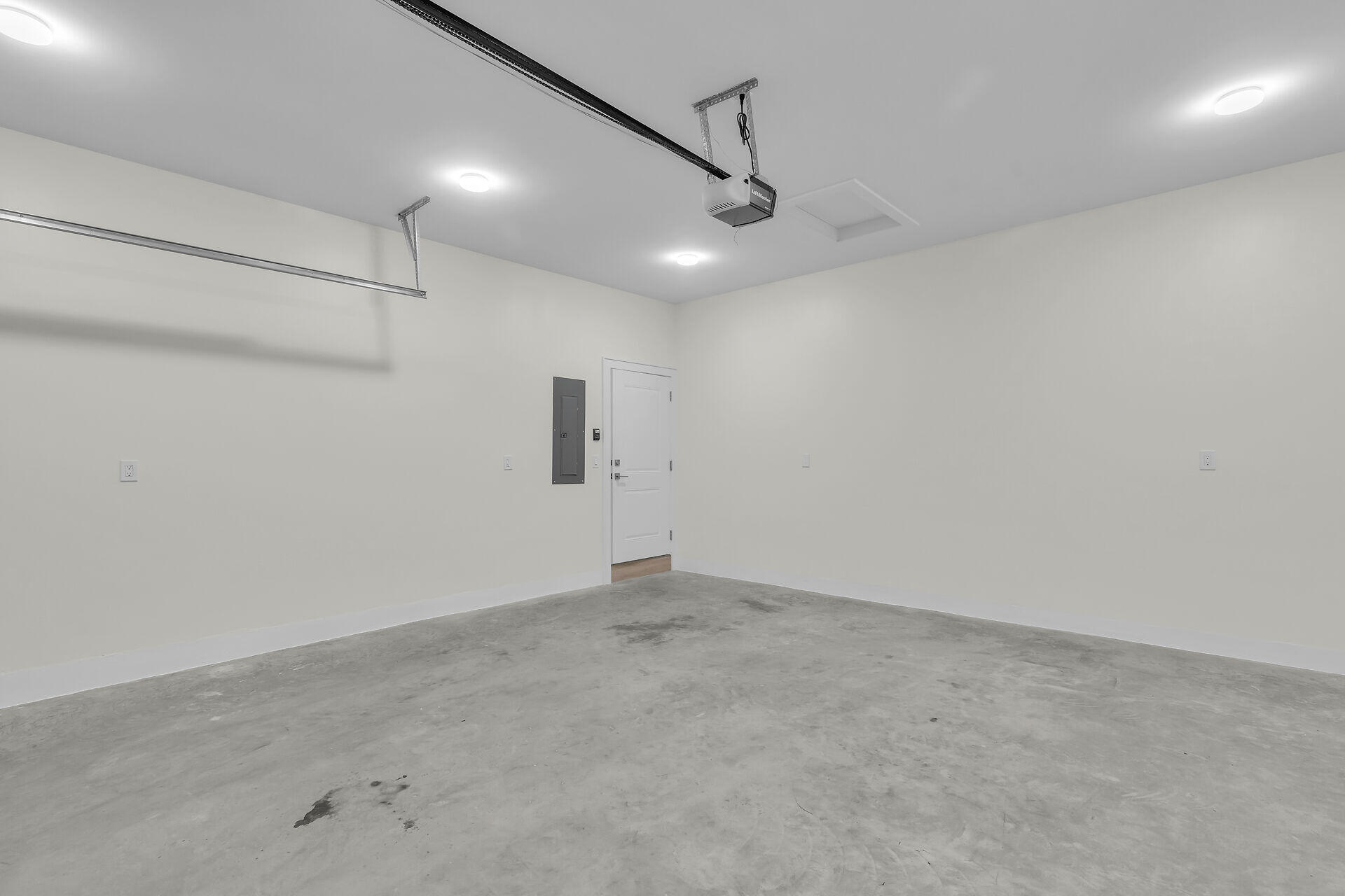 232 Sadowski Causeway Property Photo 30