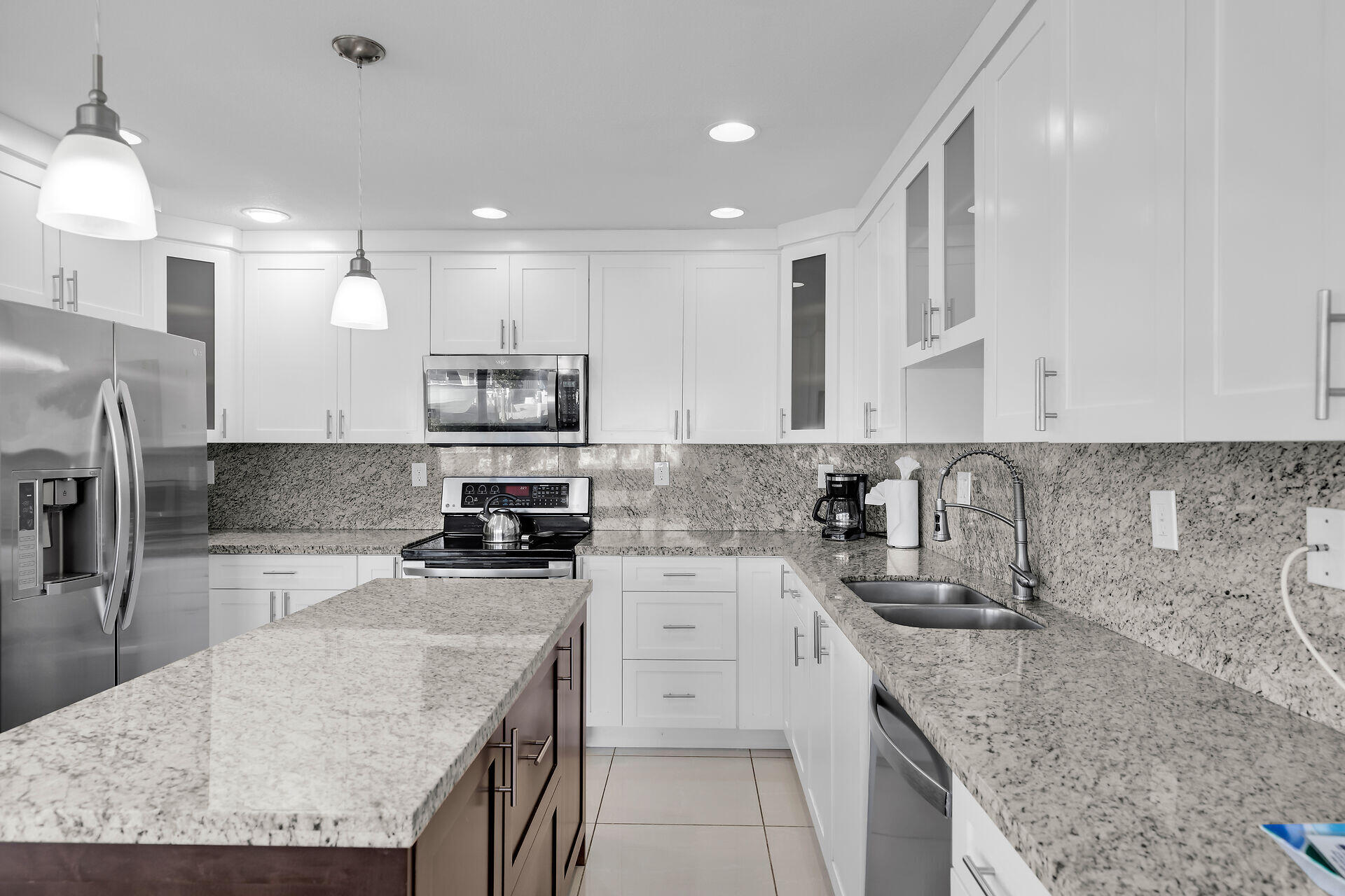 240 Sadowski Causeway Property Photo 8