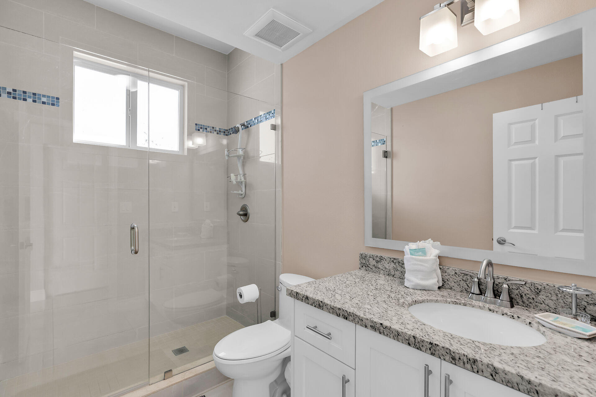 240 Sadowski Causeway Property Photo 13