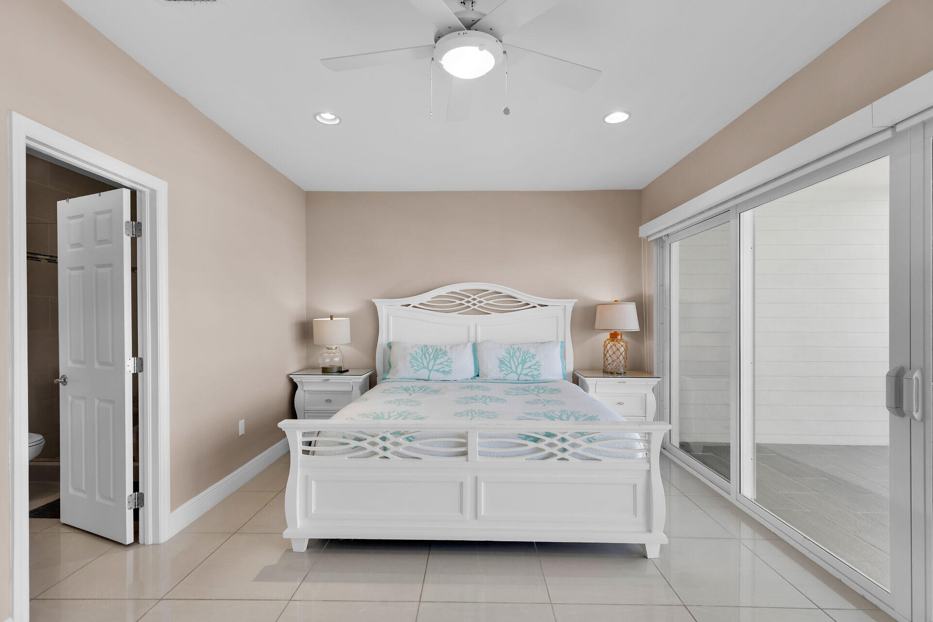 240 Sadowski Causeway Property Photo 16