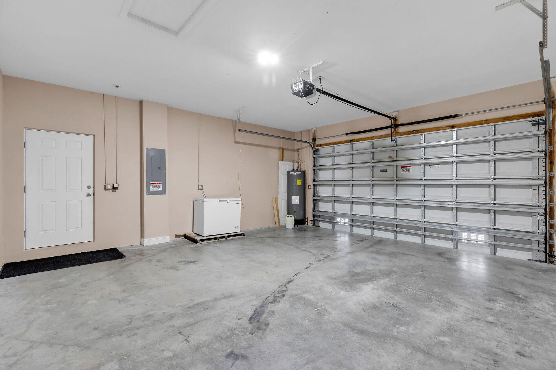 240 Sadowski Causeway Property Photo 35
