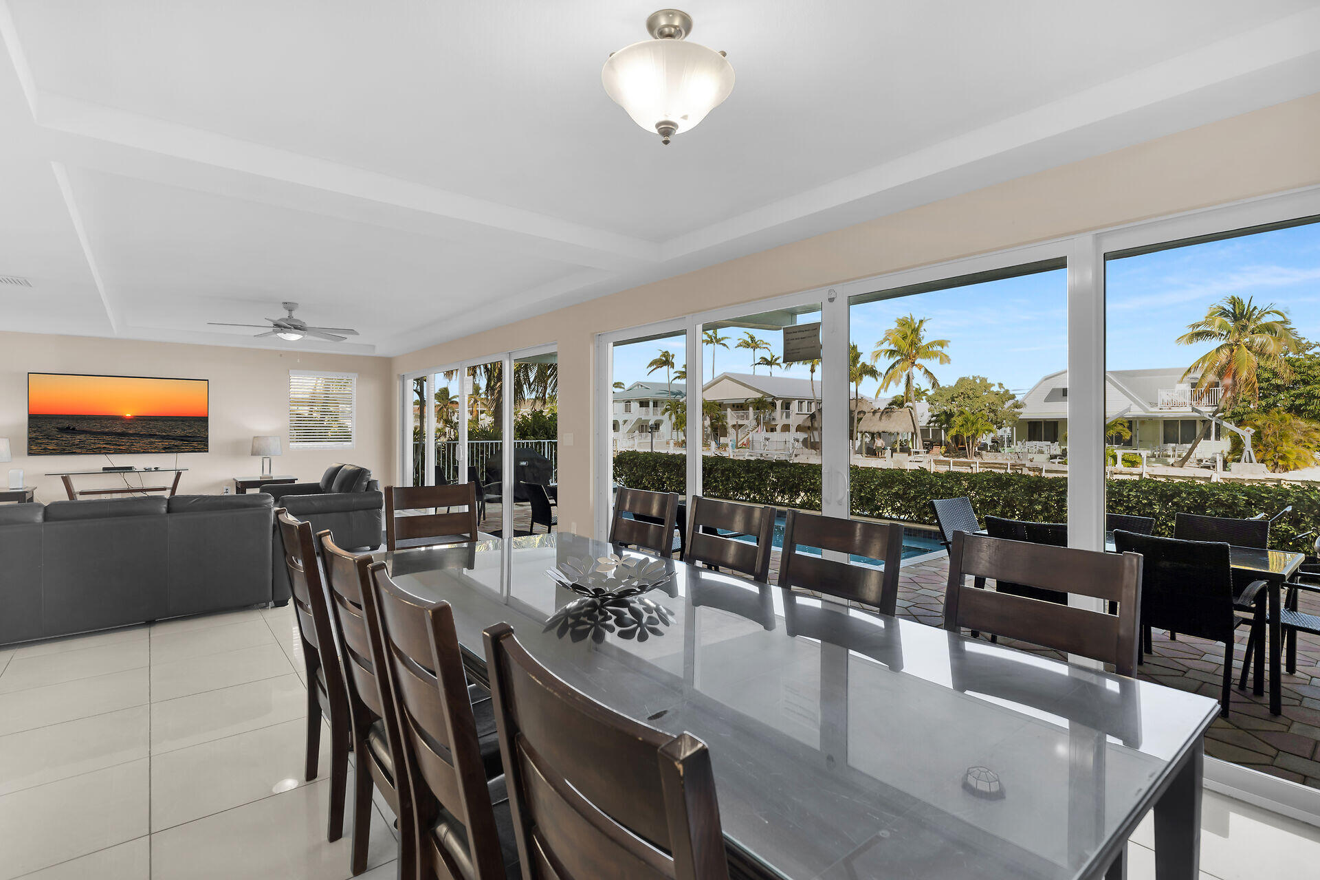 242 Sadowski Causeway Property Photo 5