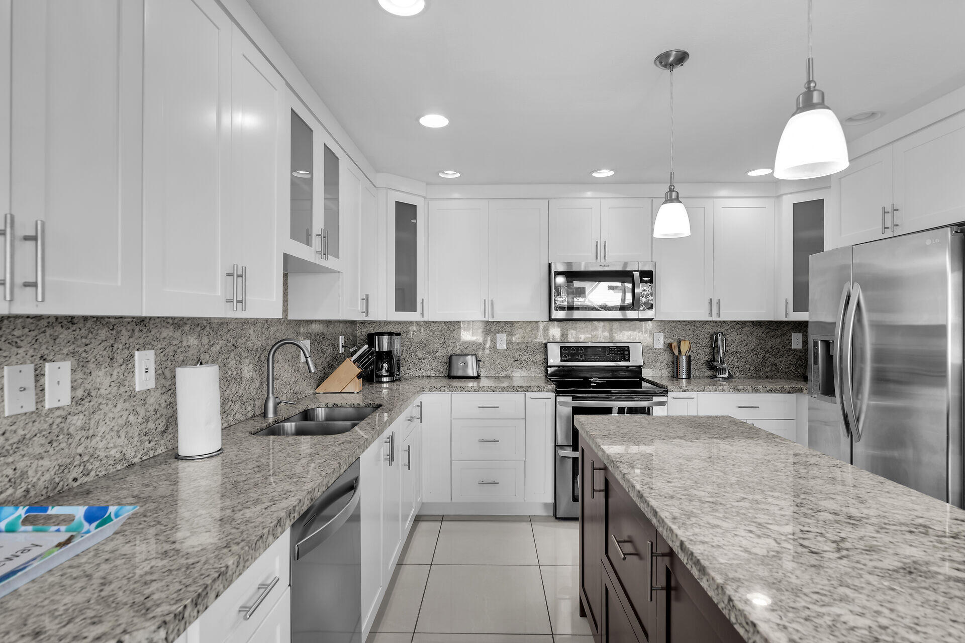 242 Sadowski Causeway Property Photo 8