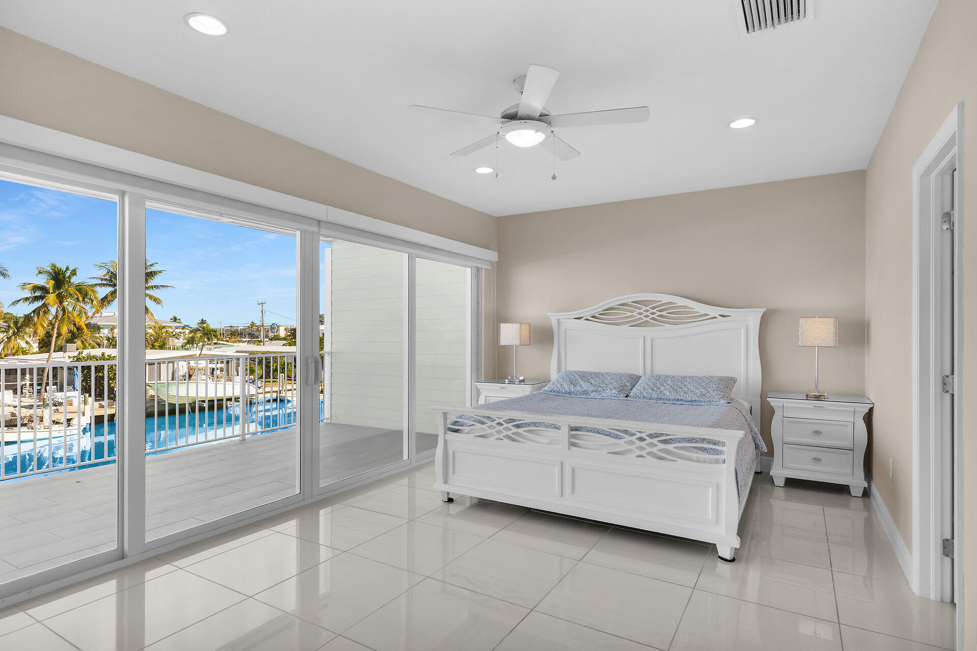 242 Sadowski Causeway Property Photo 9
