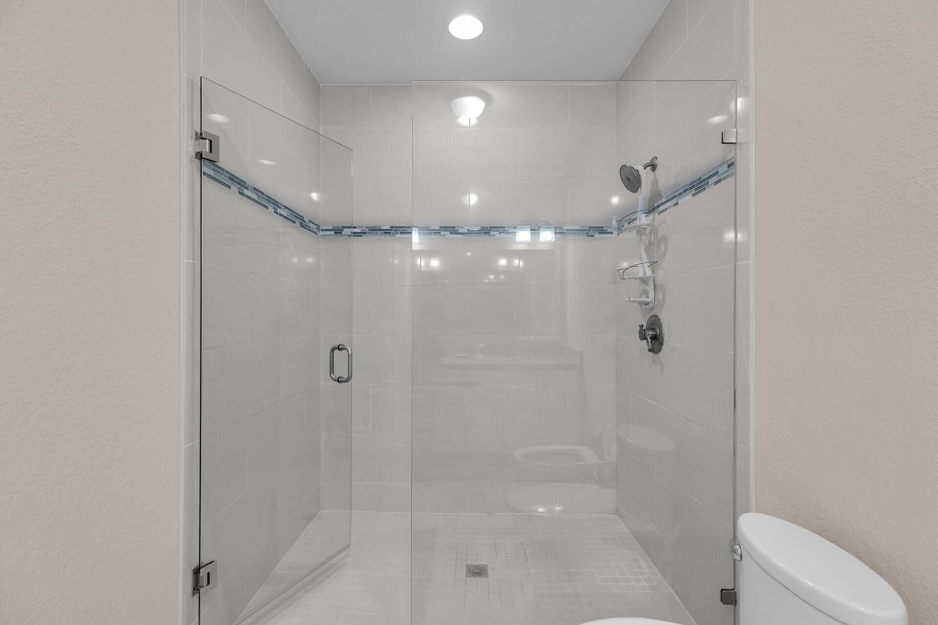 242 Sadowski Causeway Property Photo 14