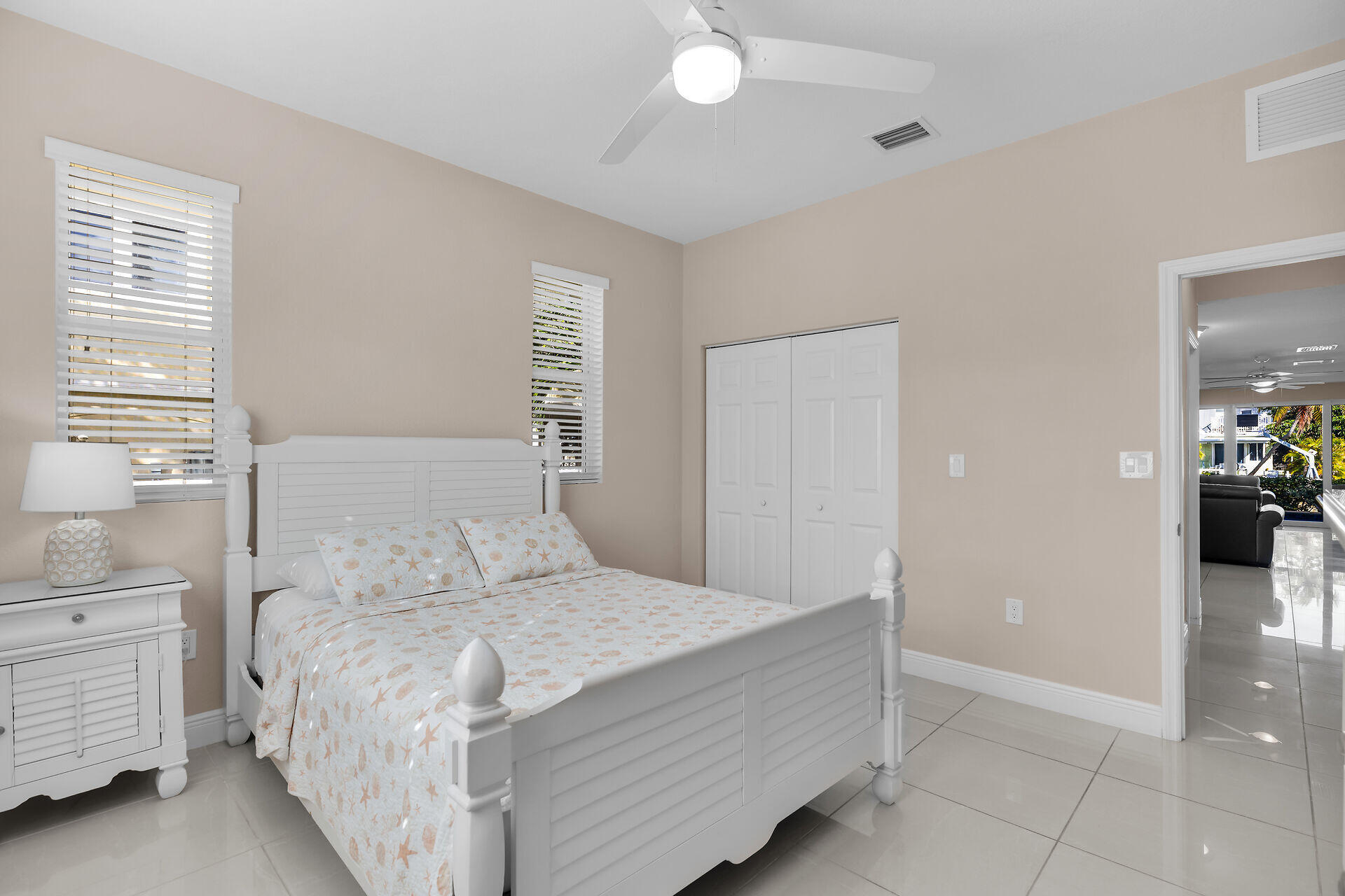 242 Sadowski Causeway Property Photo 26