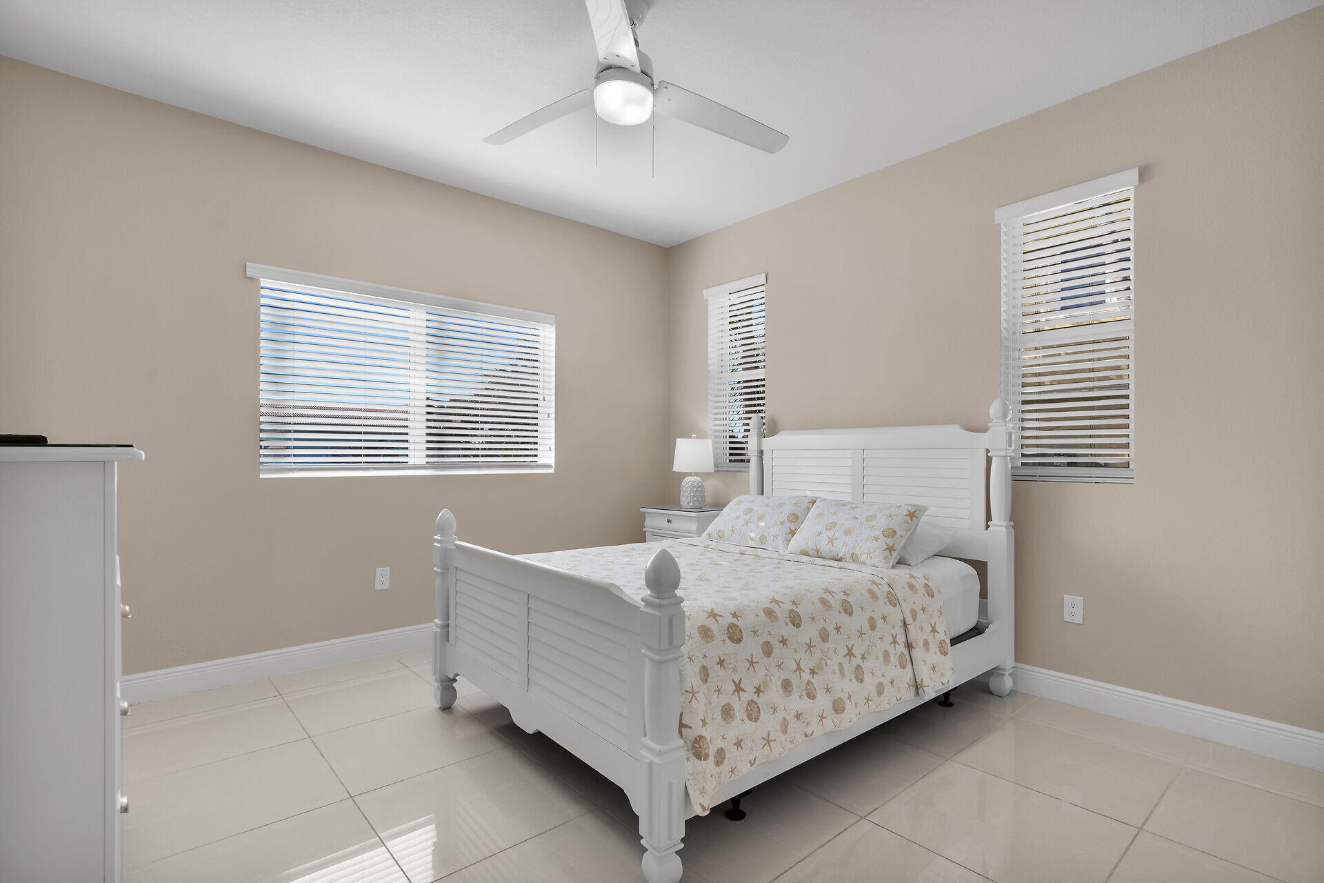 242 Sadowski Causeway Property Photo 27