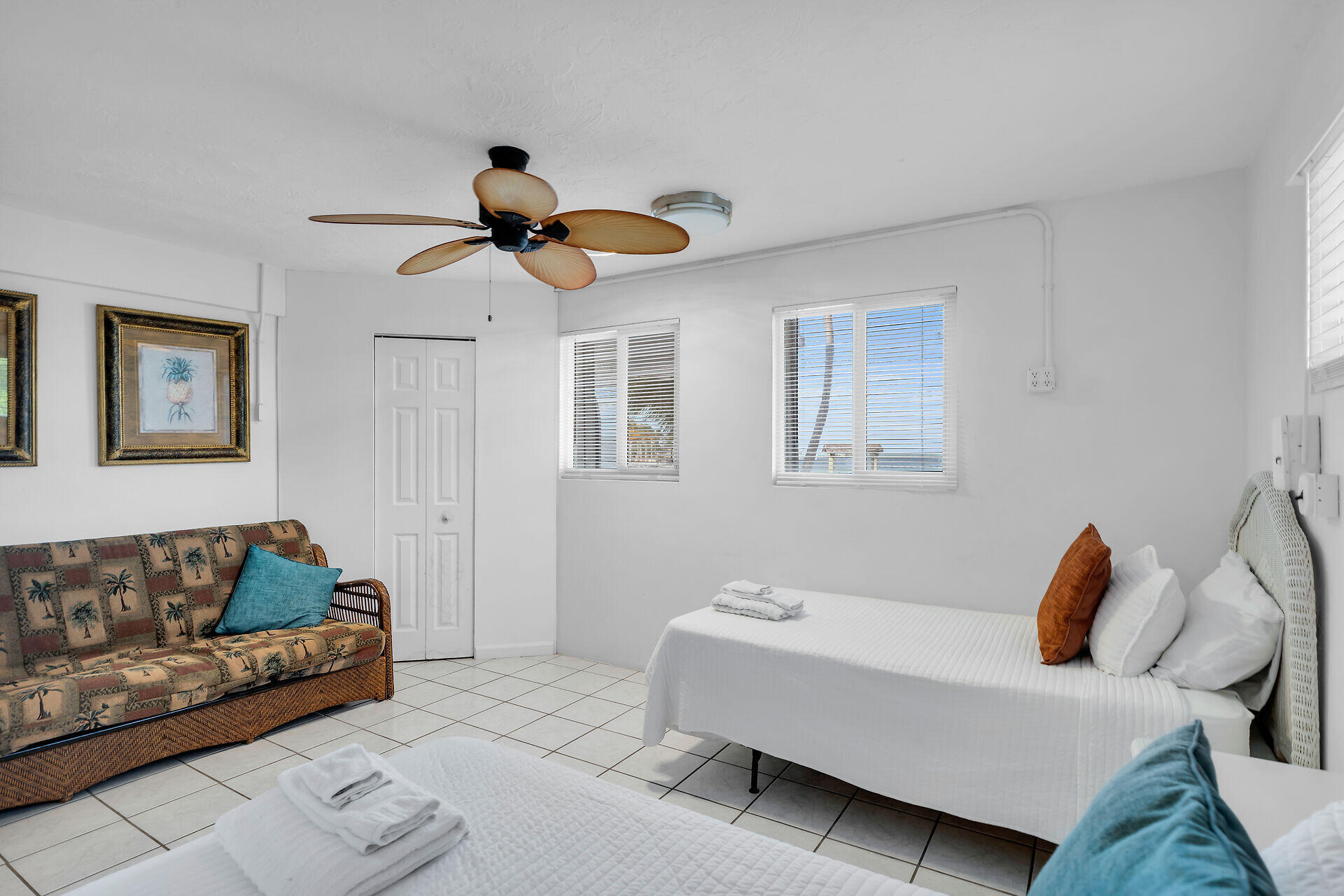 830 50th Court Property Photo 45
