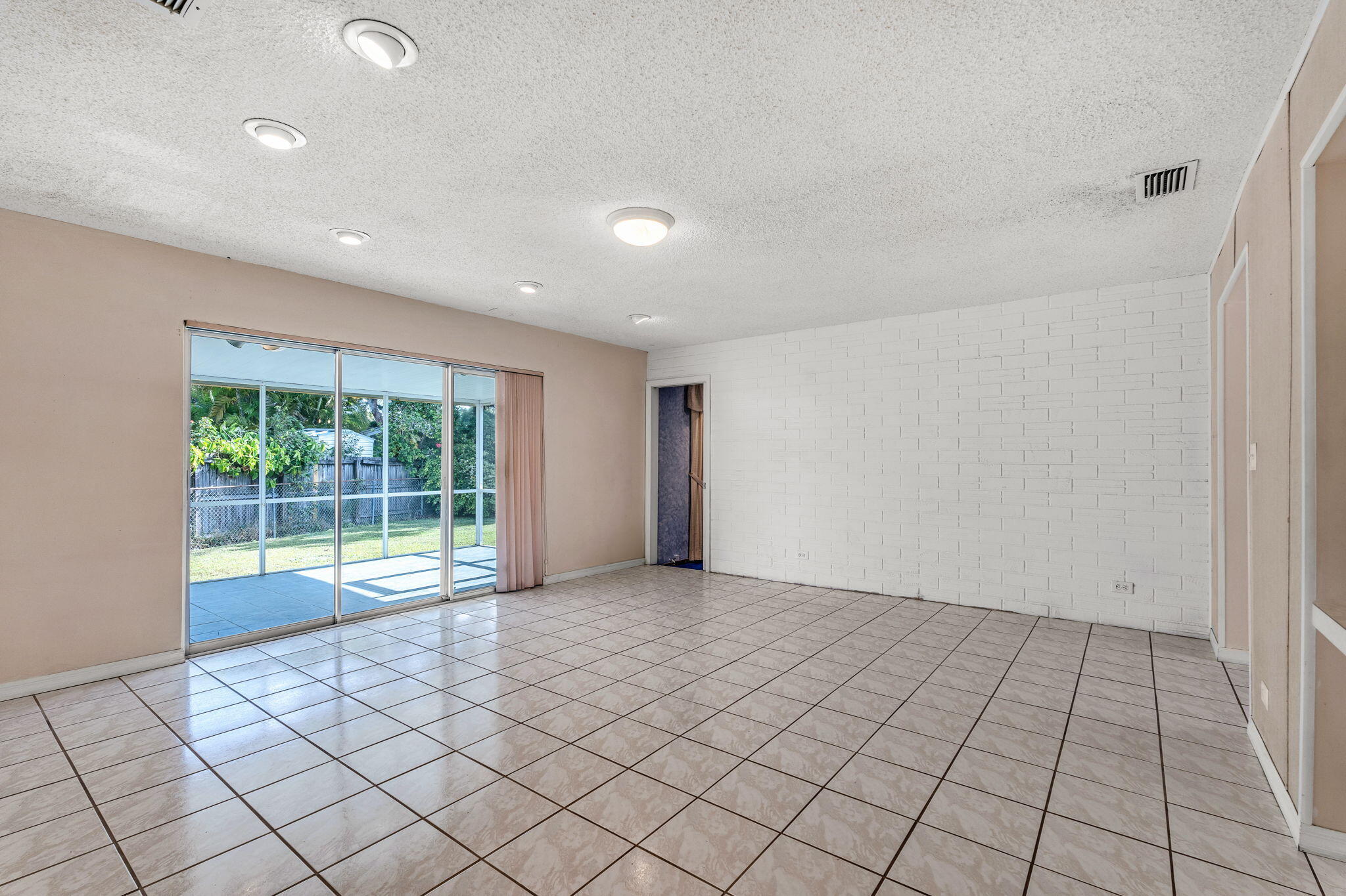 920 La Paloma Road Property Photo 11