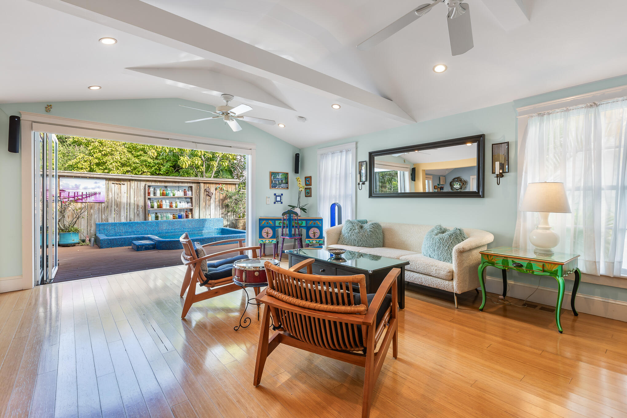 531 Frances Street Property Photo 14