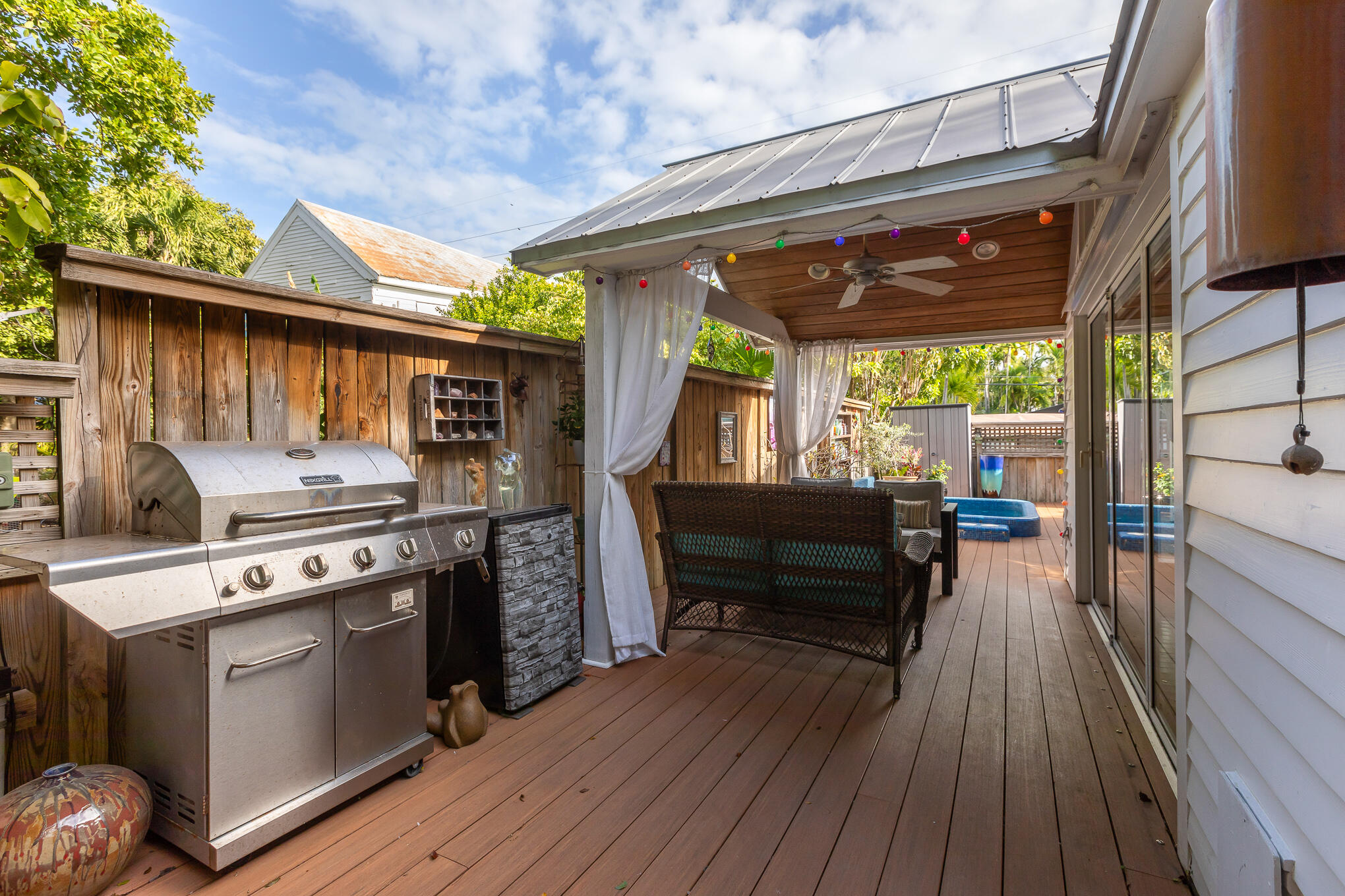 531 Frances Street Property Photo 24