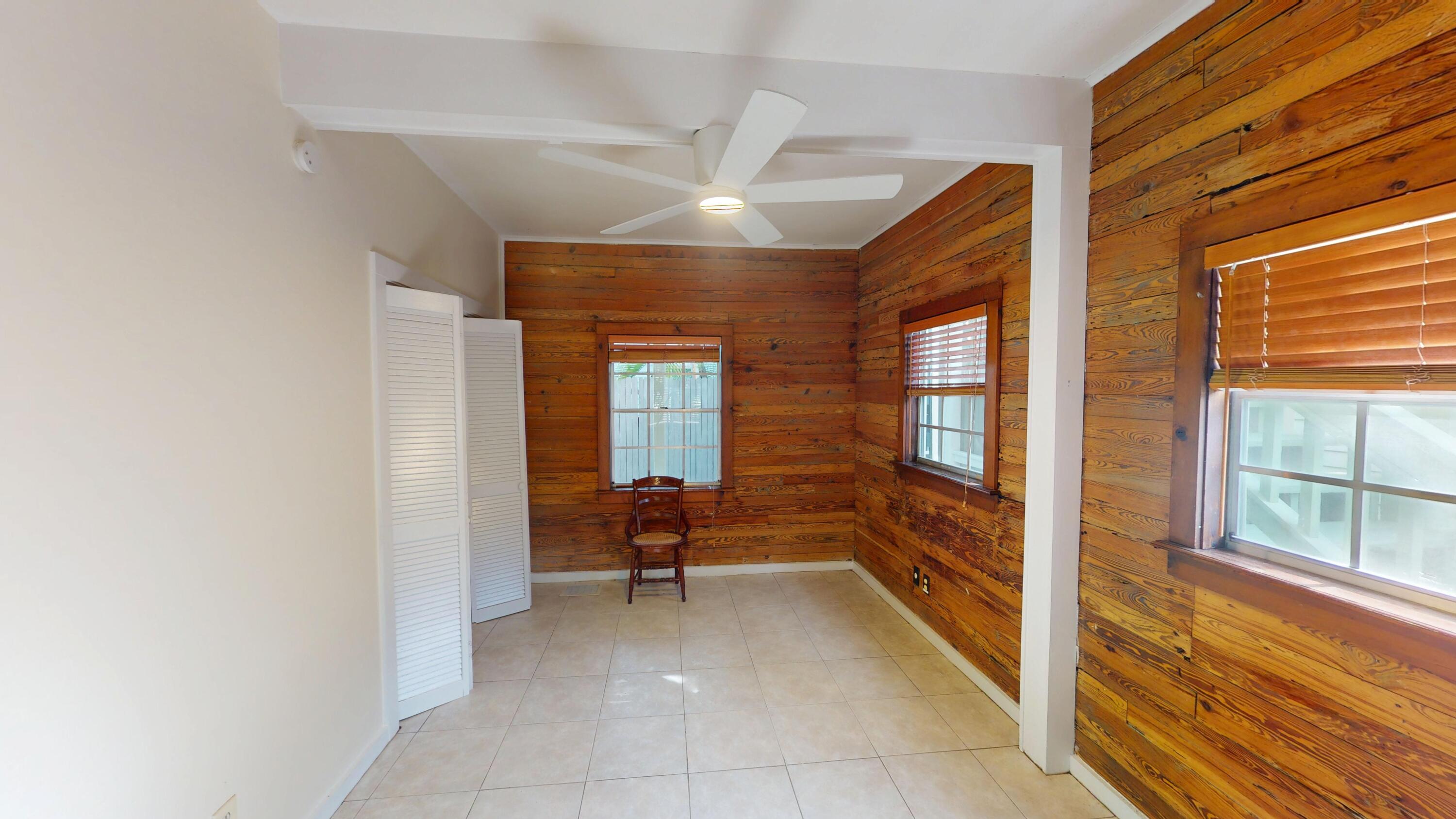 1312 Catherine Street Property Photo 9
