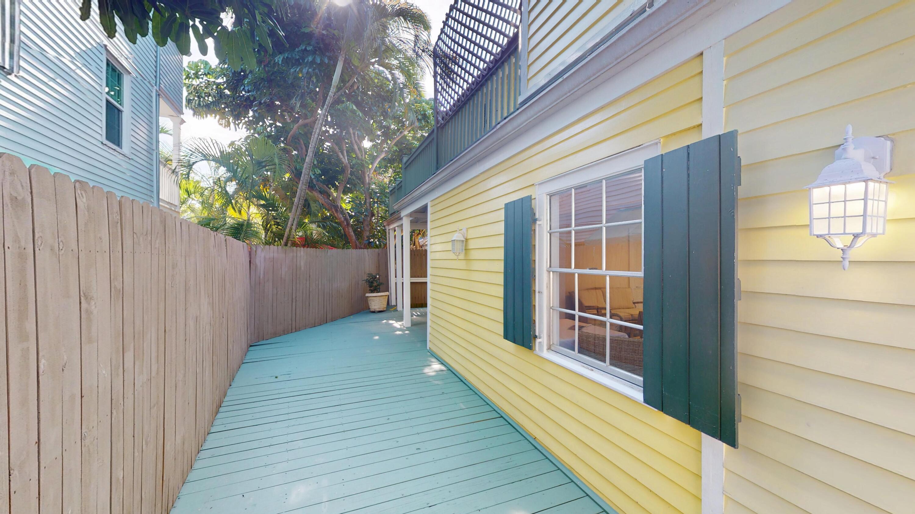 1312 Catherine Street Property Photo 12