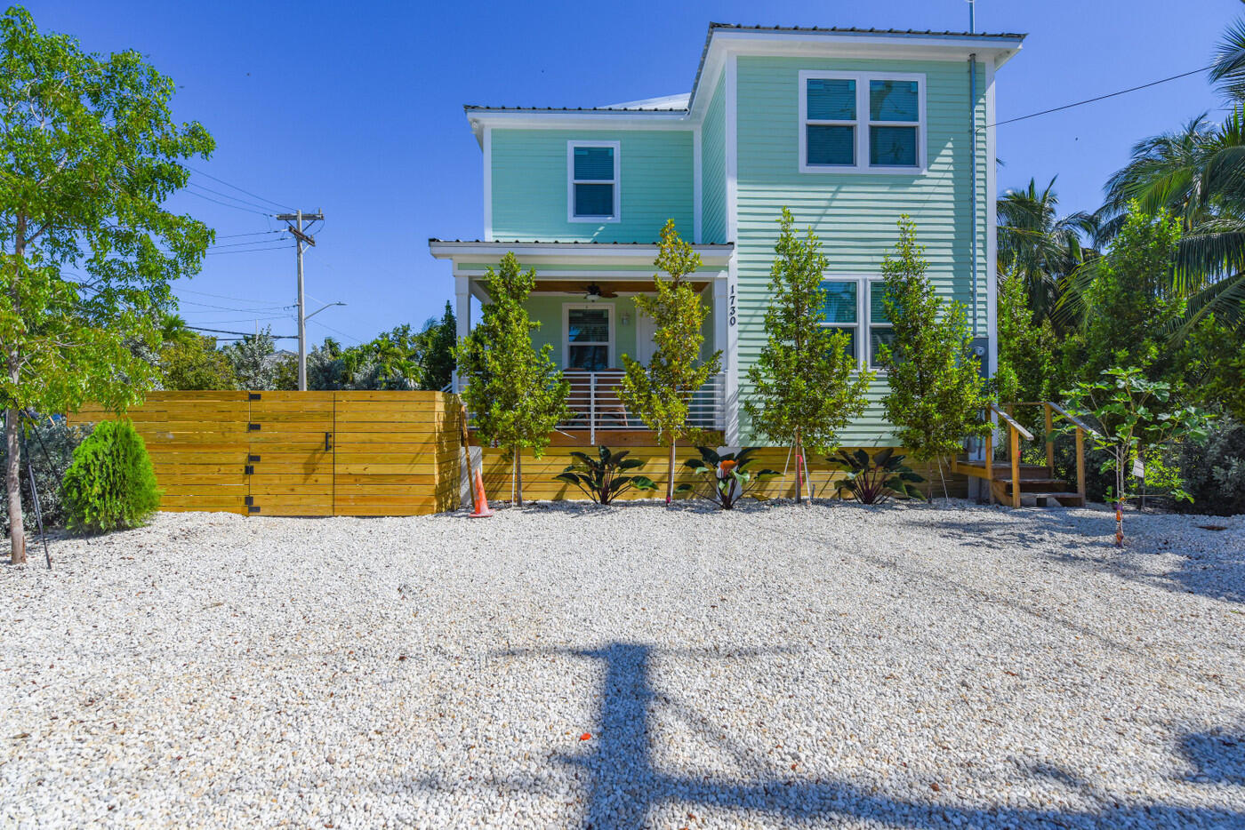 1730 United Street Property Photo 5