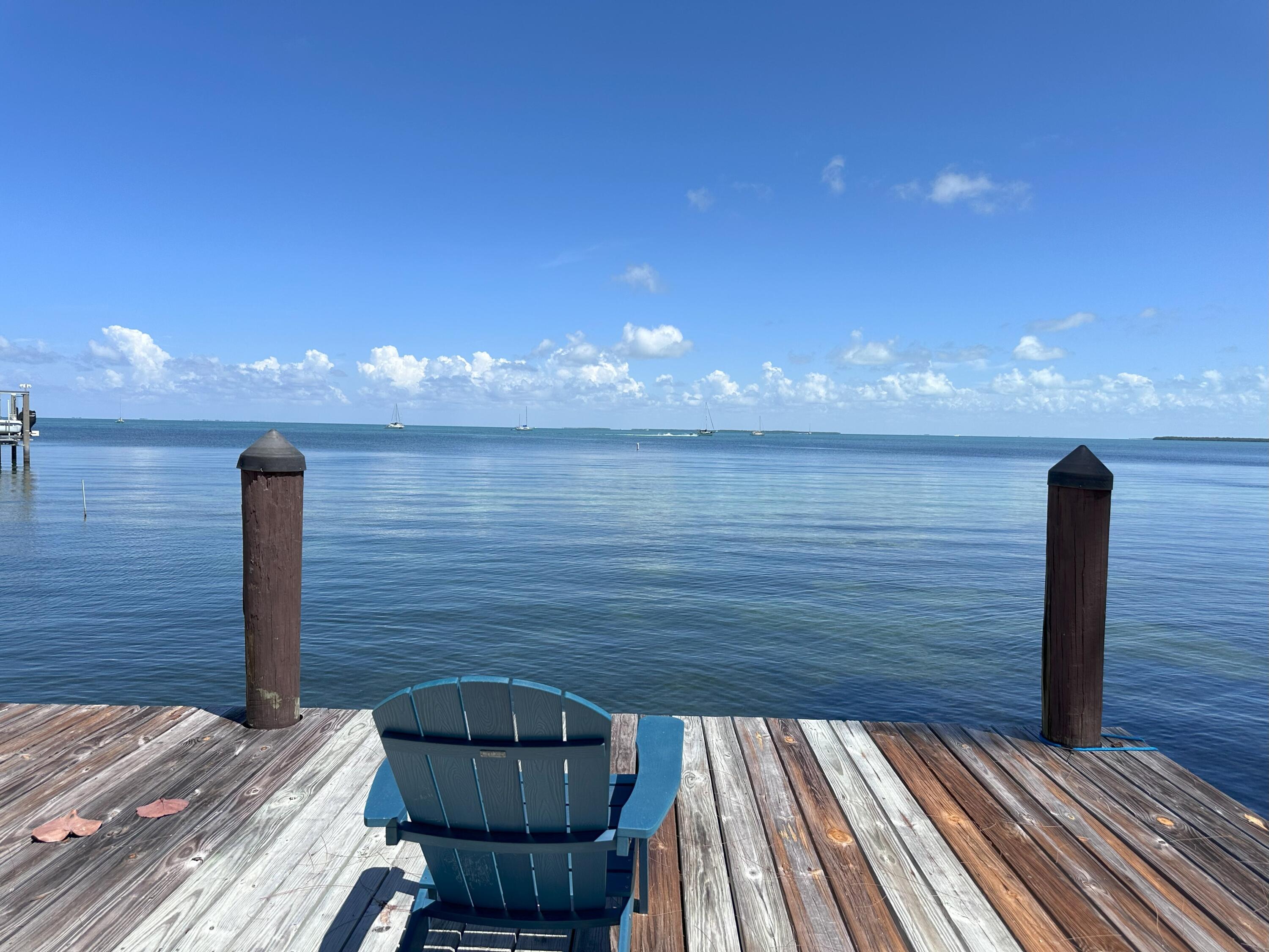 150 List Street Property Photo 1