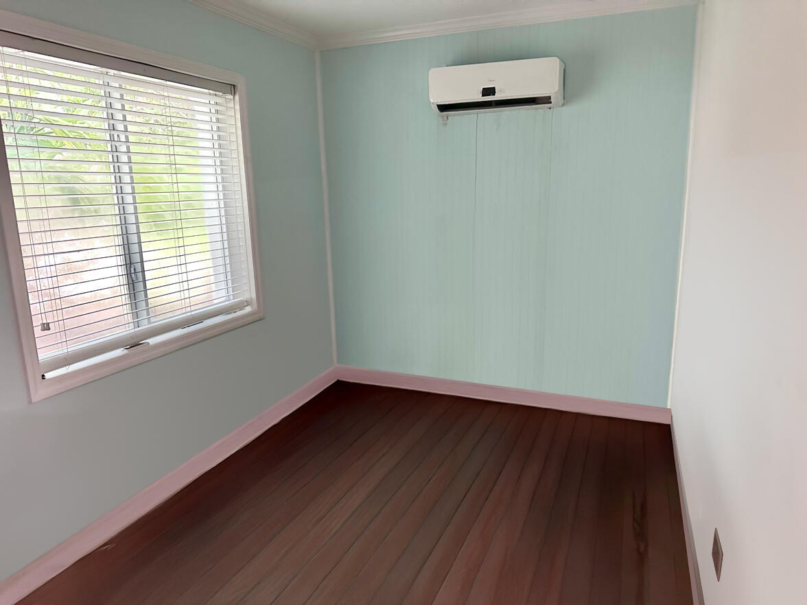 150 List Street Property Photo 11