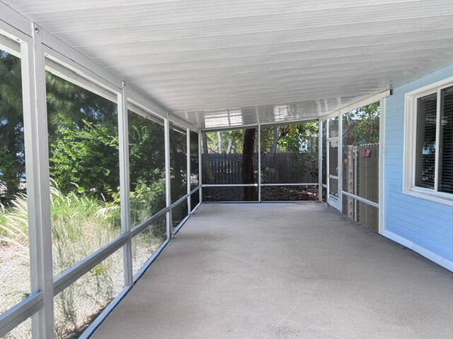 150 List Street Property Photo 12