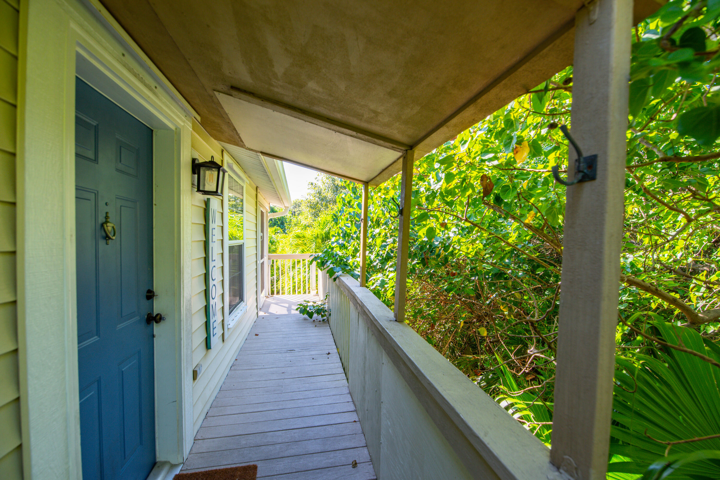 350 Cocoanut Avenue Property Photo 5