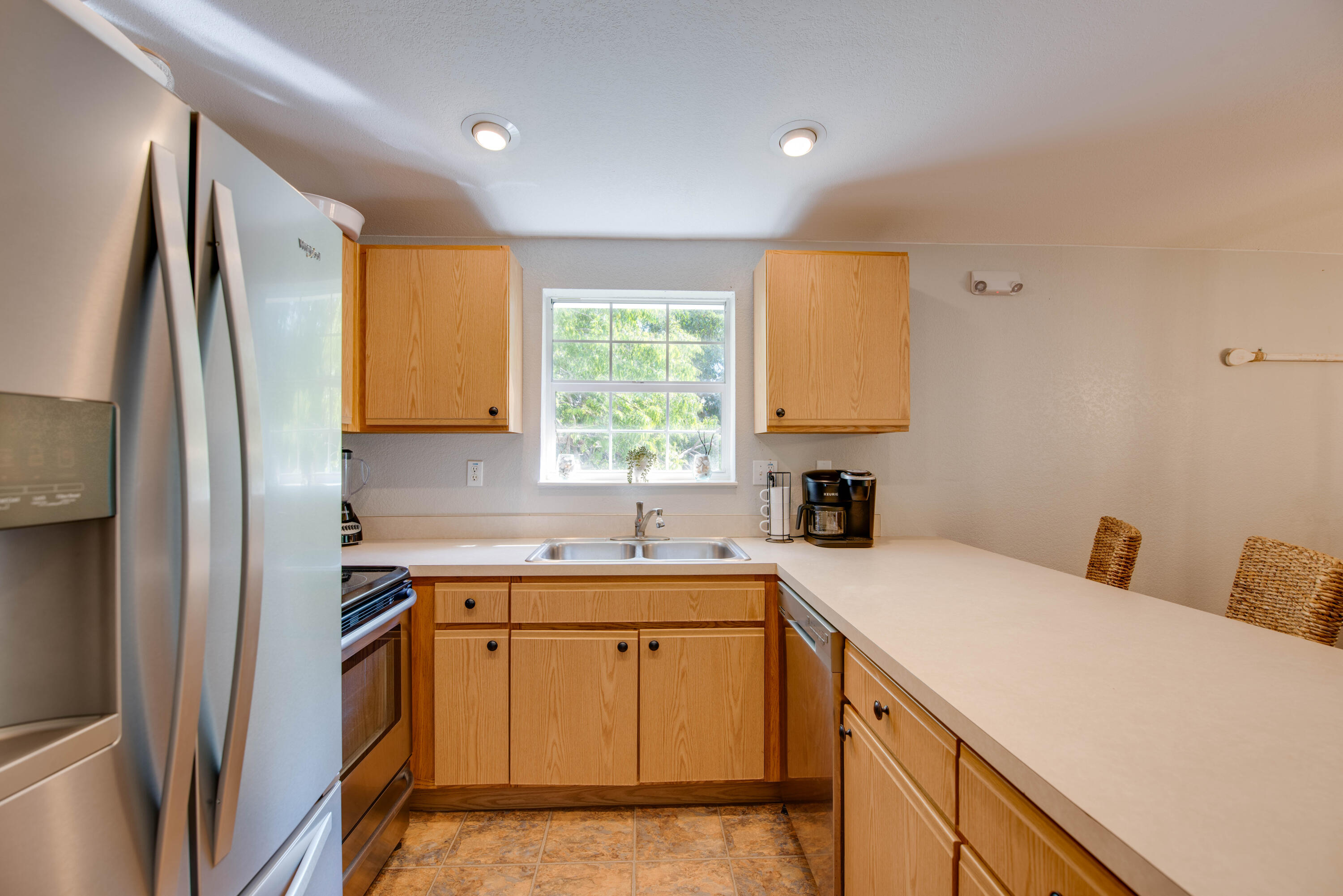 350 Cocoanut Avenue Property Photo 14