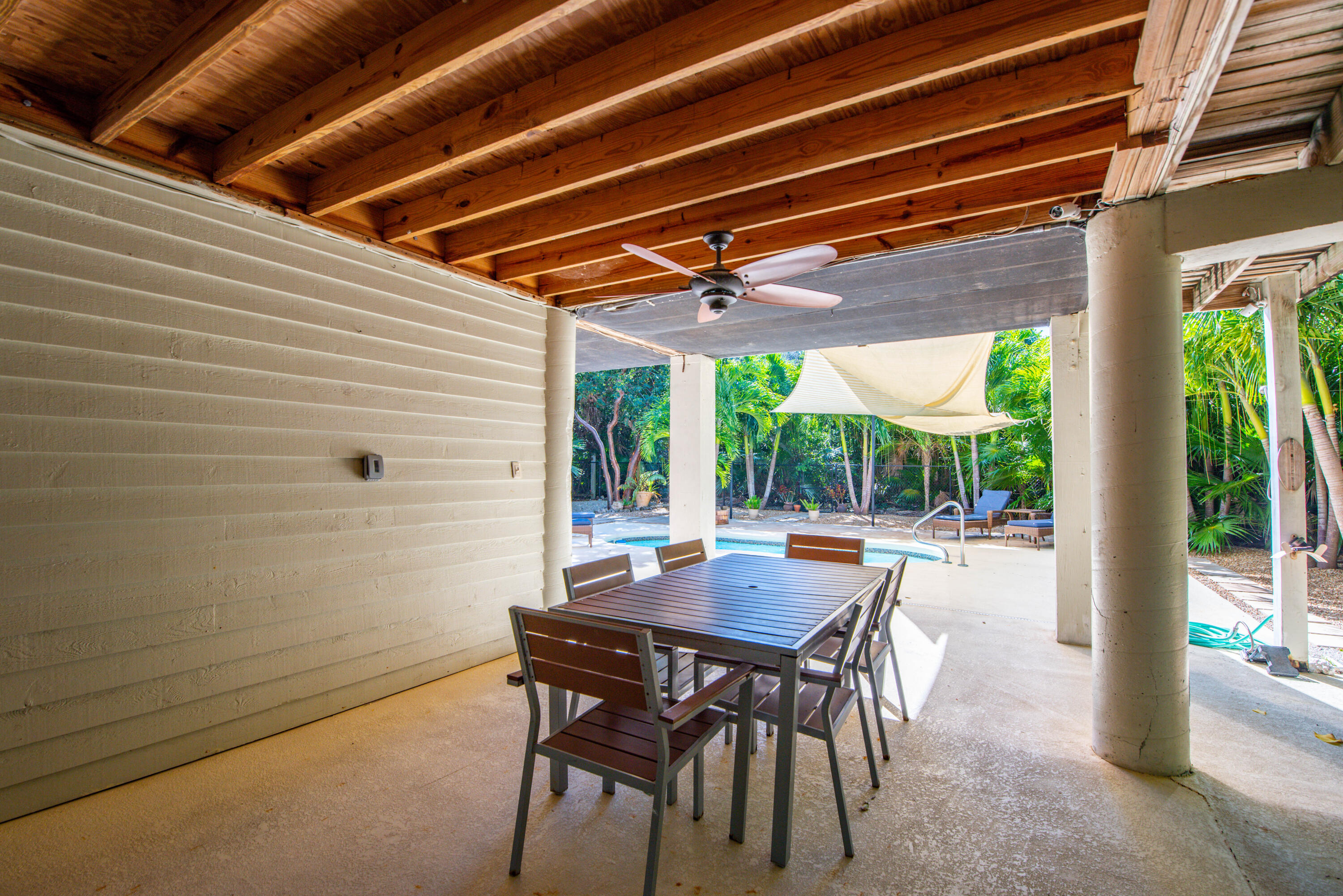 350 Cocoanut Avenue Property Photo 29