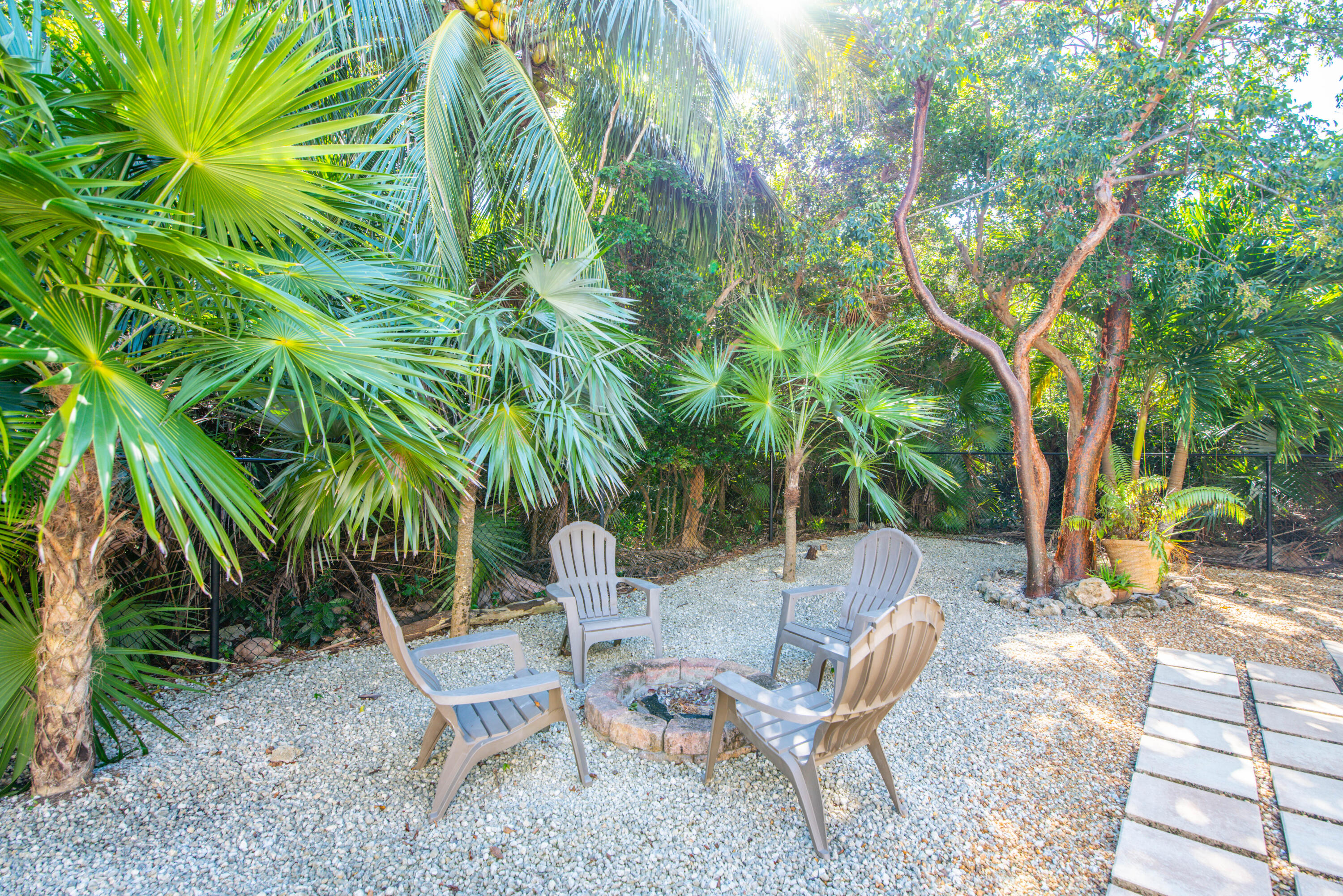 350 Cocoanut Avenue Property Photo 37