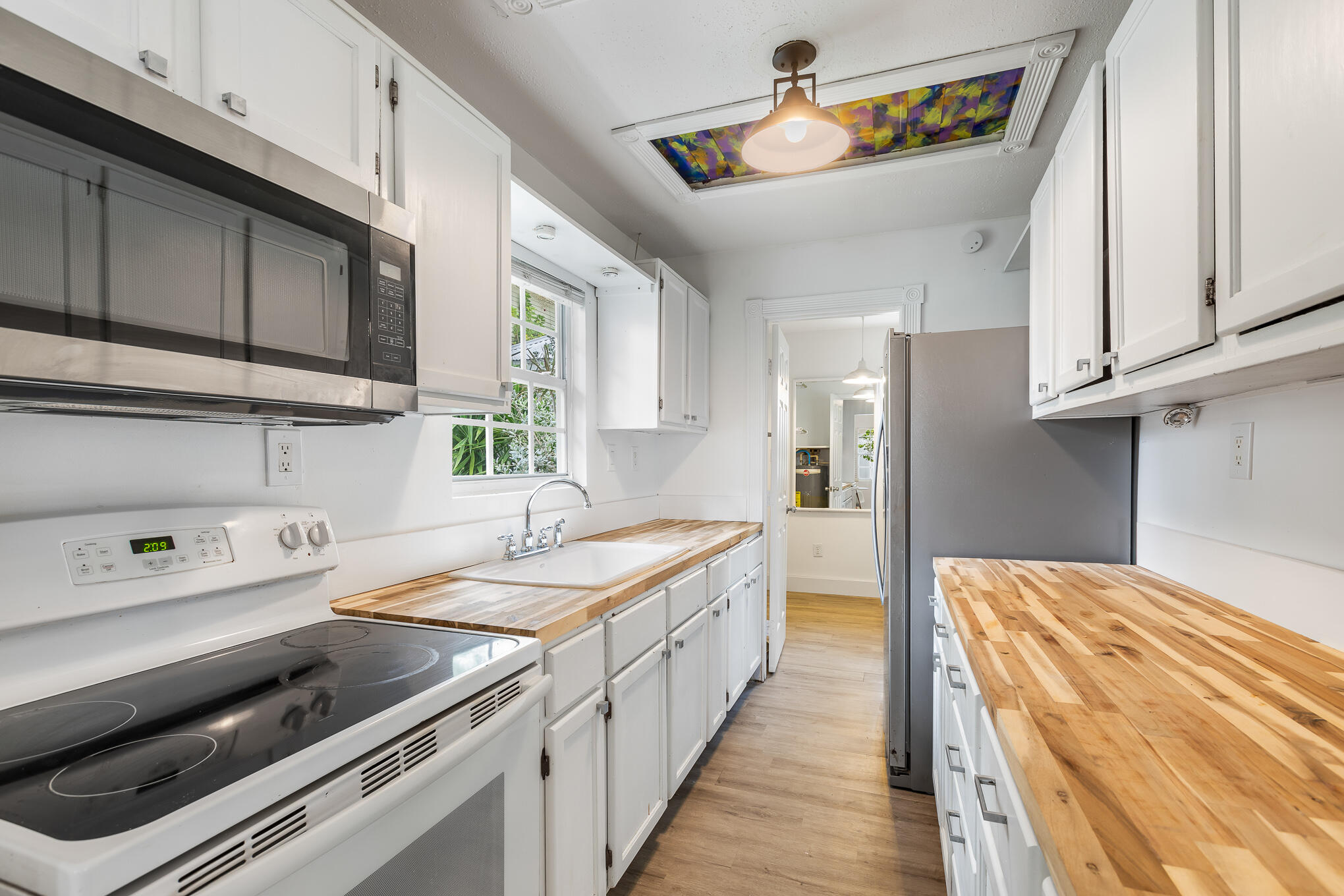 1100 South Street Property Photo 20