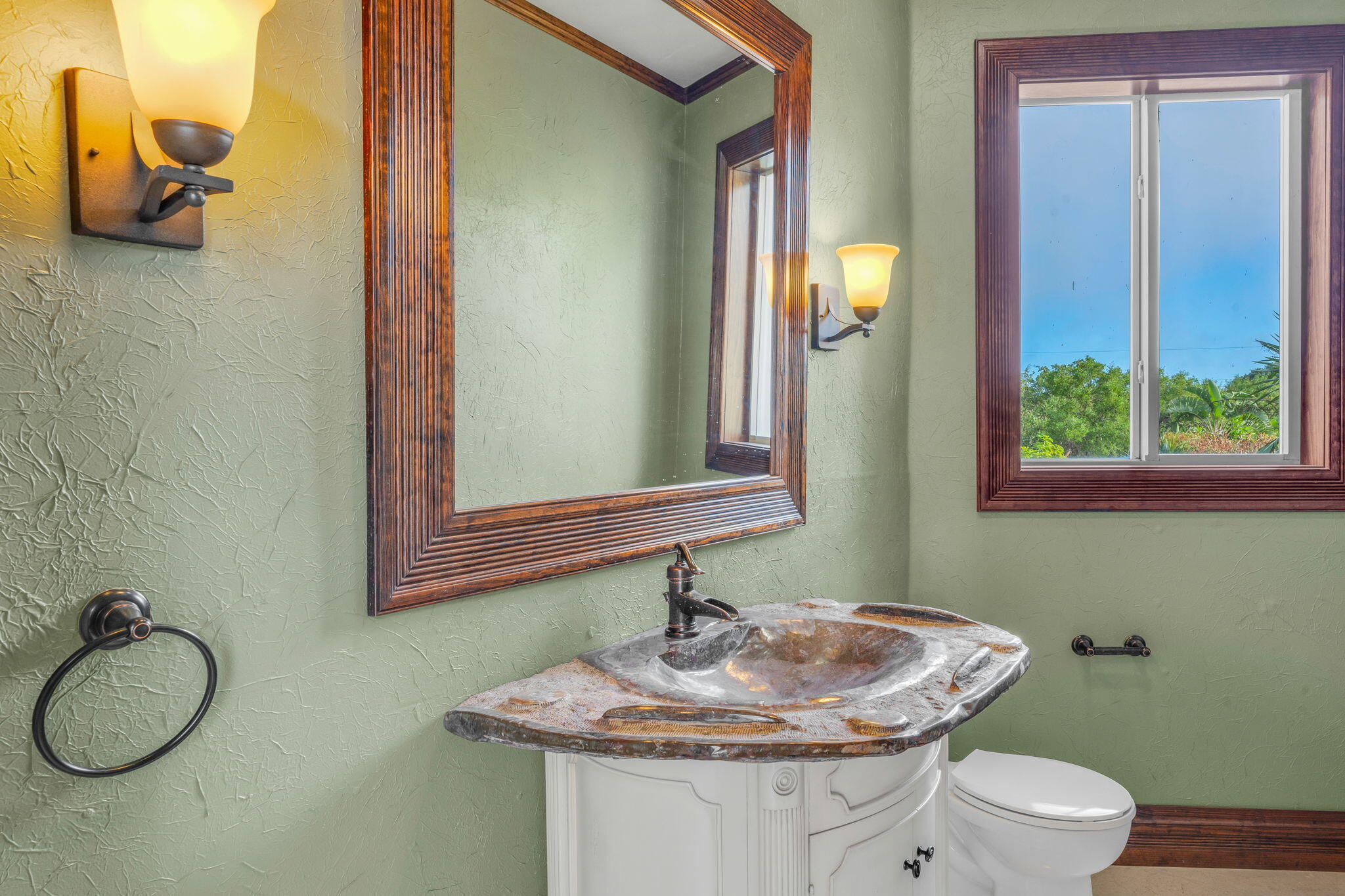 58213 Morton Street Property Photo 27