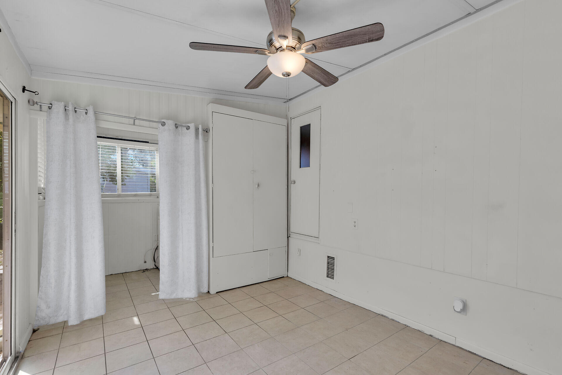 6800 Maloney Avenue, 104 Property Photo 18