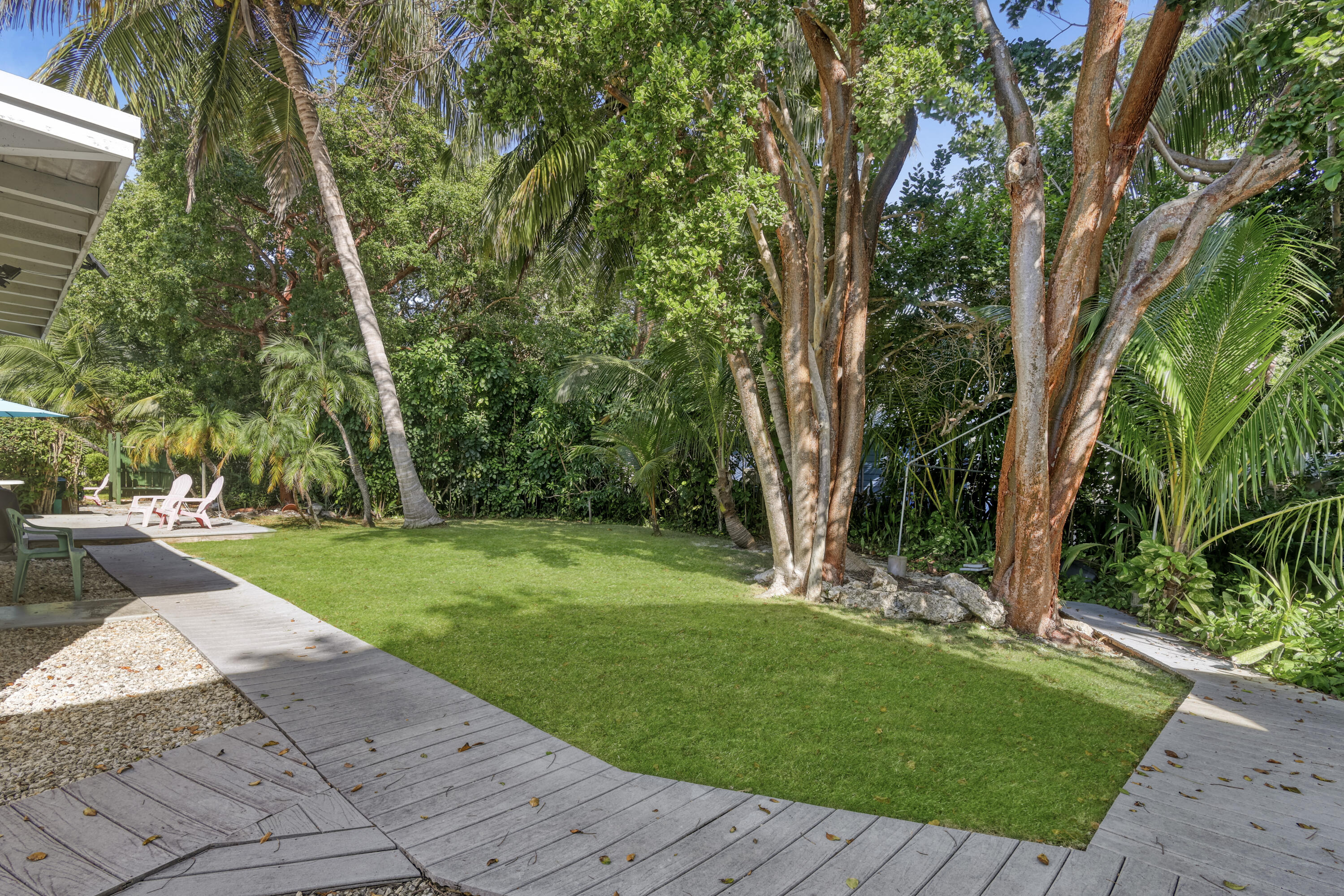 209 Matecumbe Avenue Property Photo 22