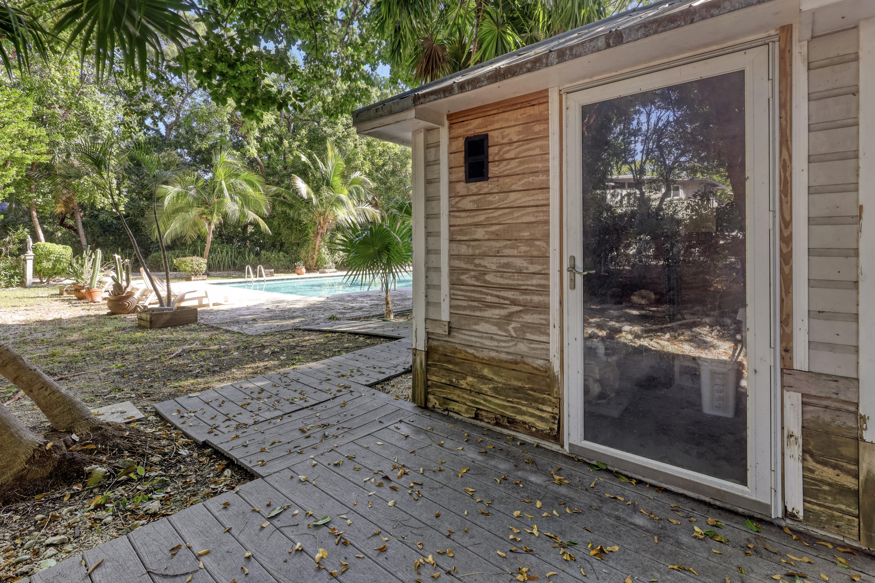 209 Matecumbe Avenue Property Photo 28