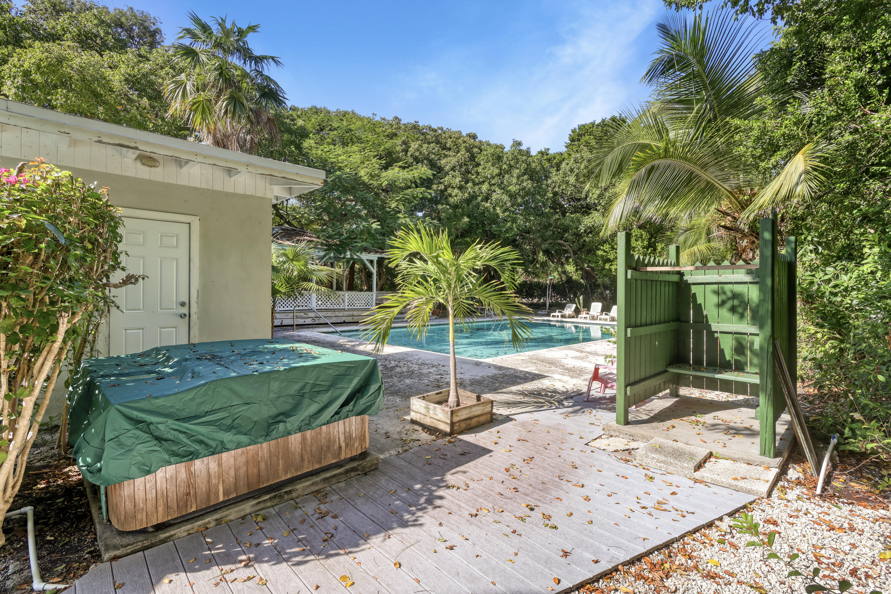 209 Matecumbe Avenue Property Photo 33