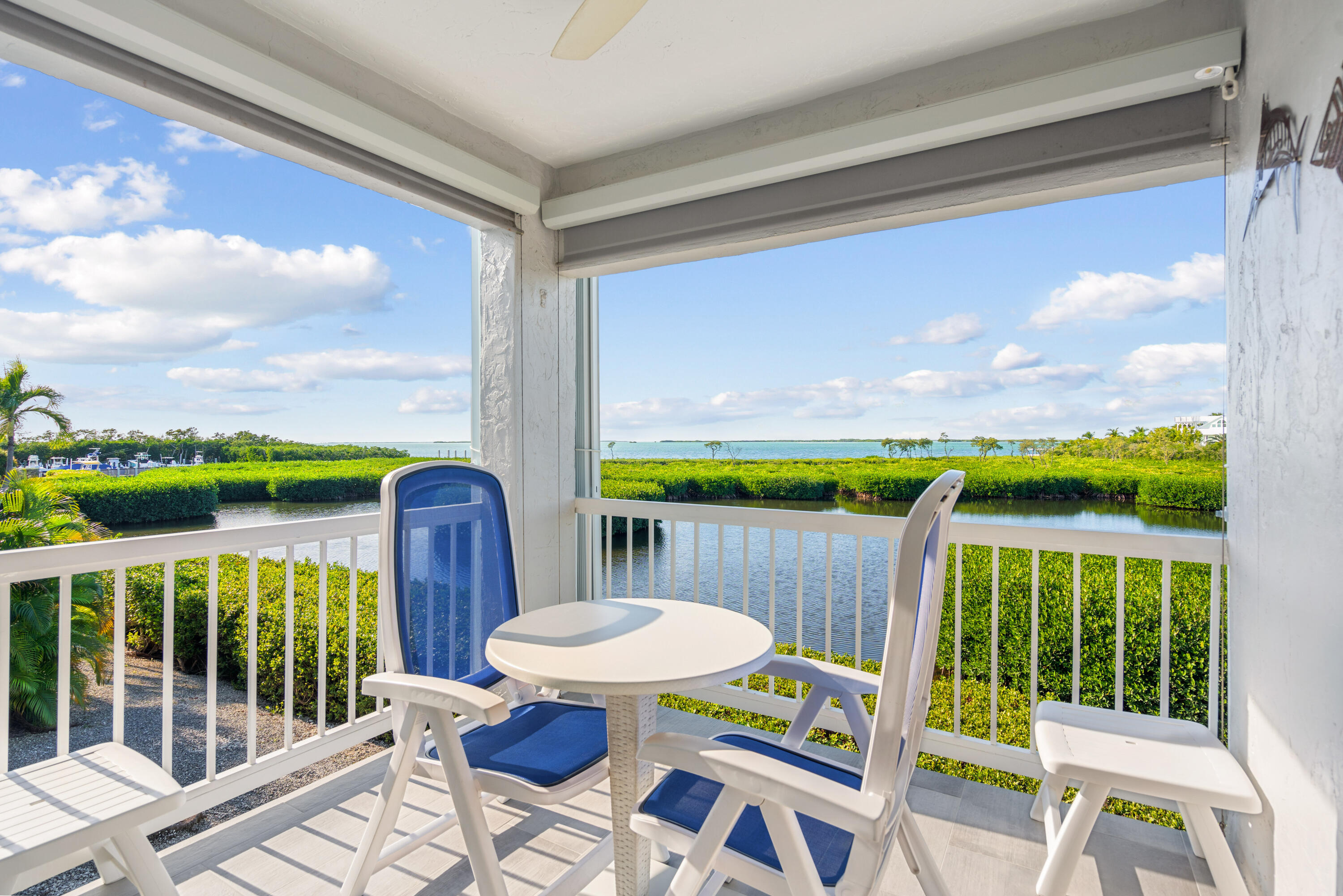 9832 Leeward Avenue Property Photo
