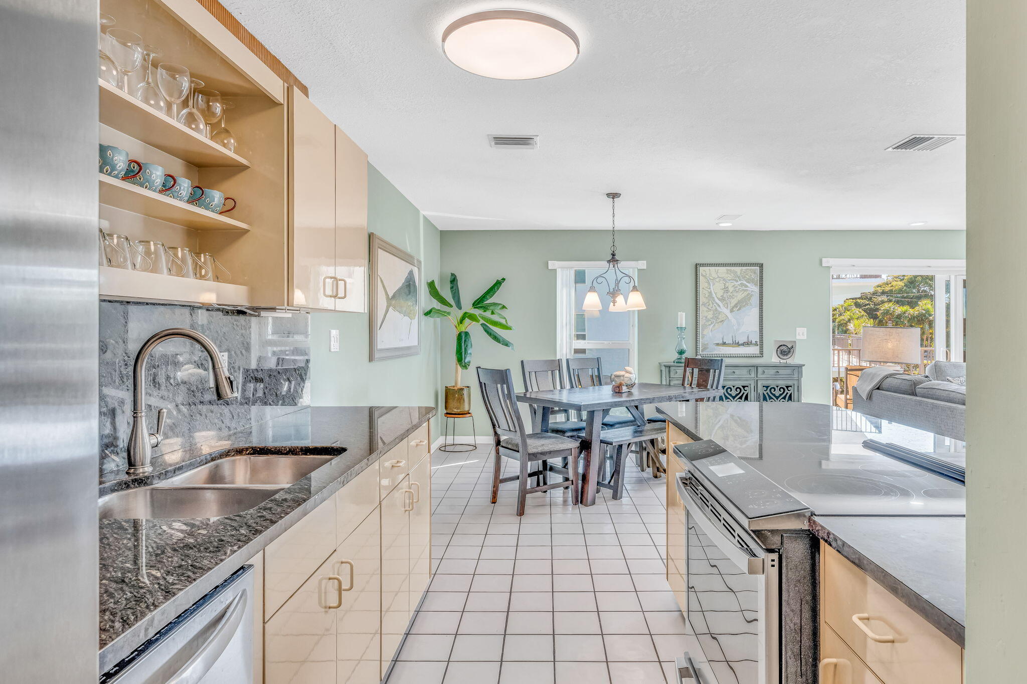 12690 Overseas Highway, 310 Property Photo 10