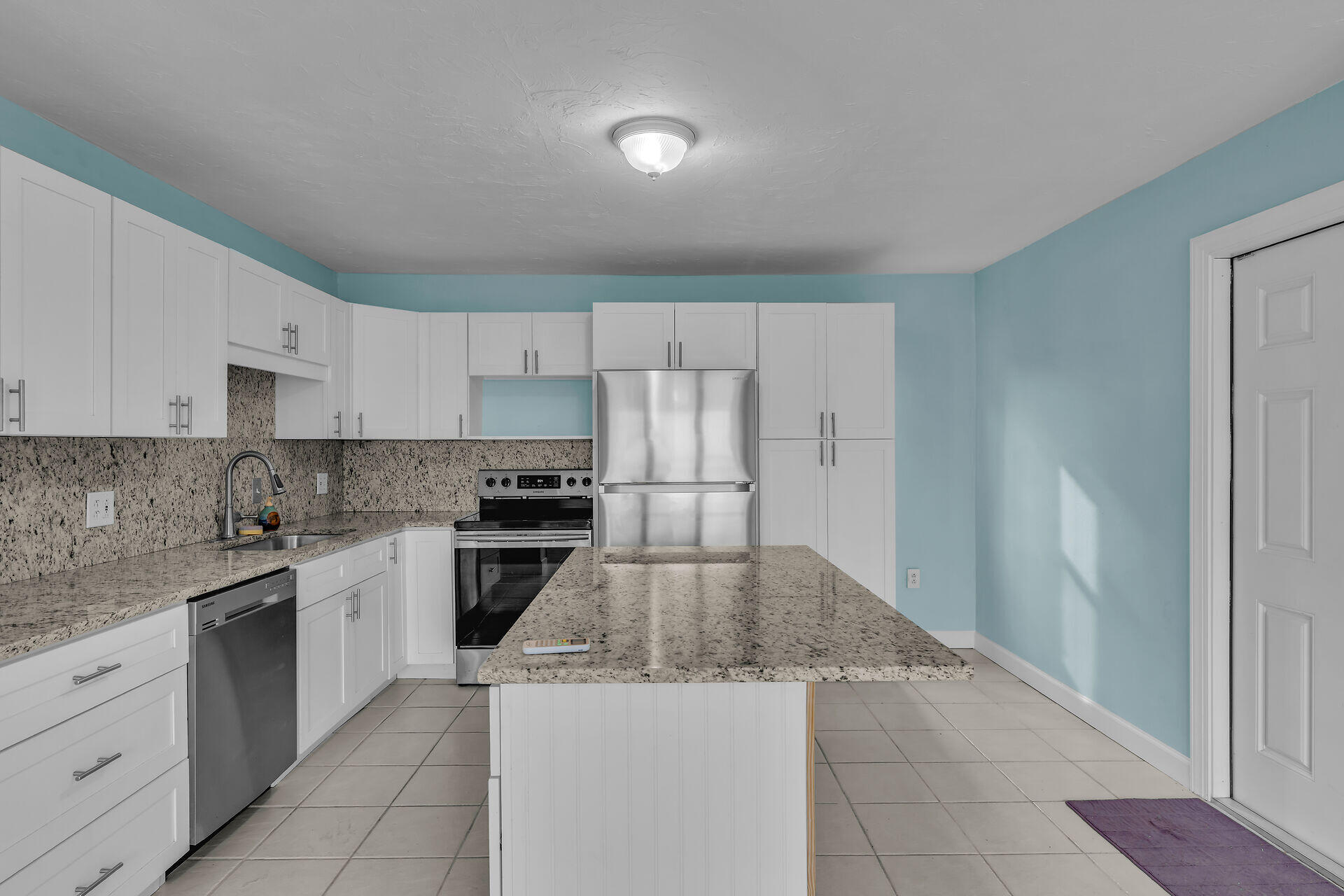 11401 1st Avenue Ocean Property Photo 3